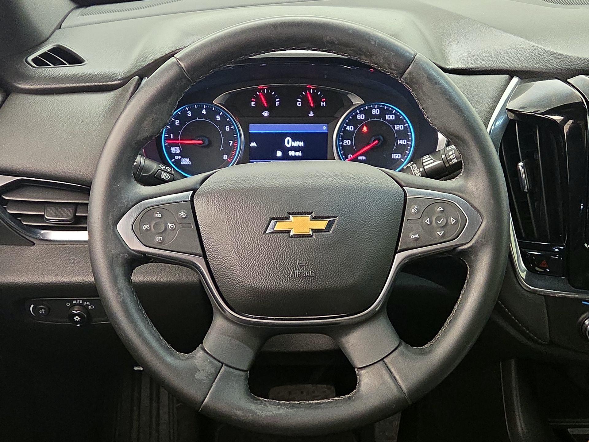 Thumbnail: 2023 Chevrolet Traverse - 10