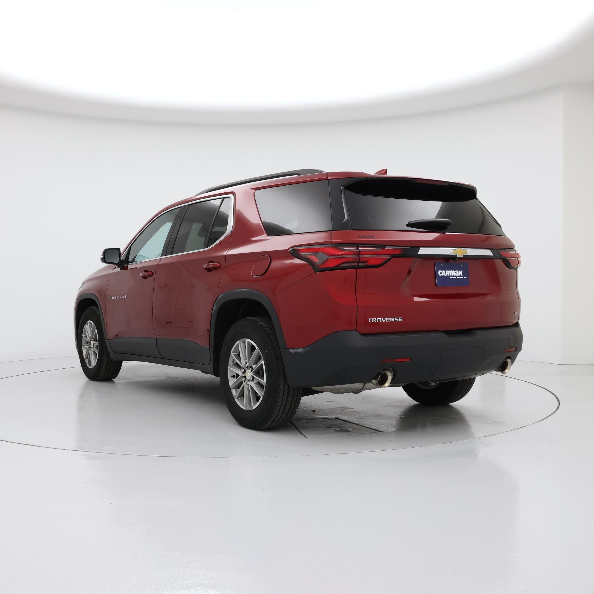 Thumbnail: 2023 Chevrolet Traverse - 2