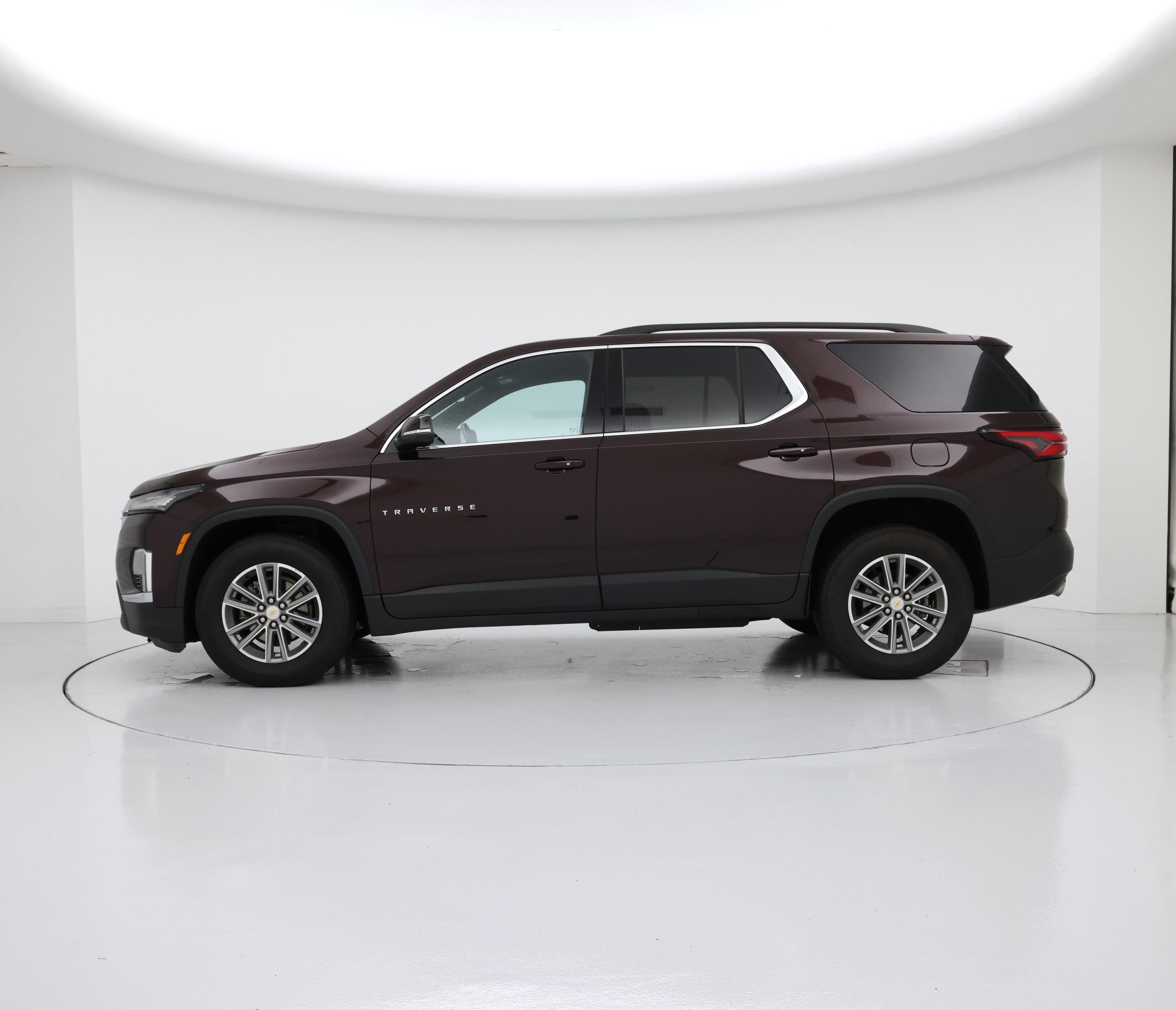 Thumbnail: 2023 Chevrolet Traverse - 3