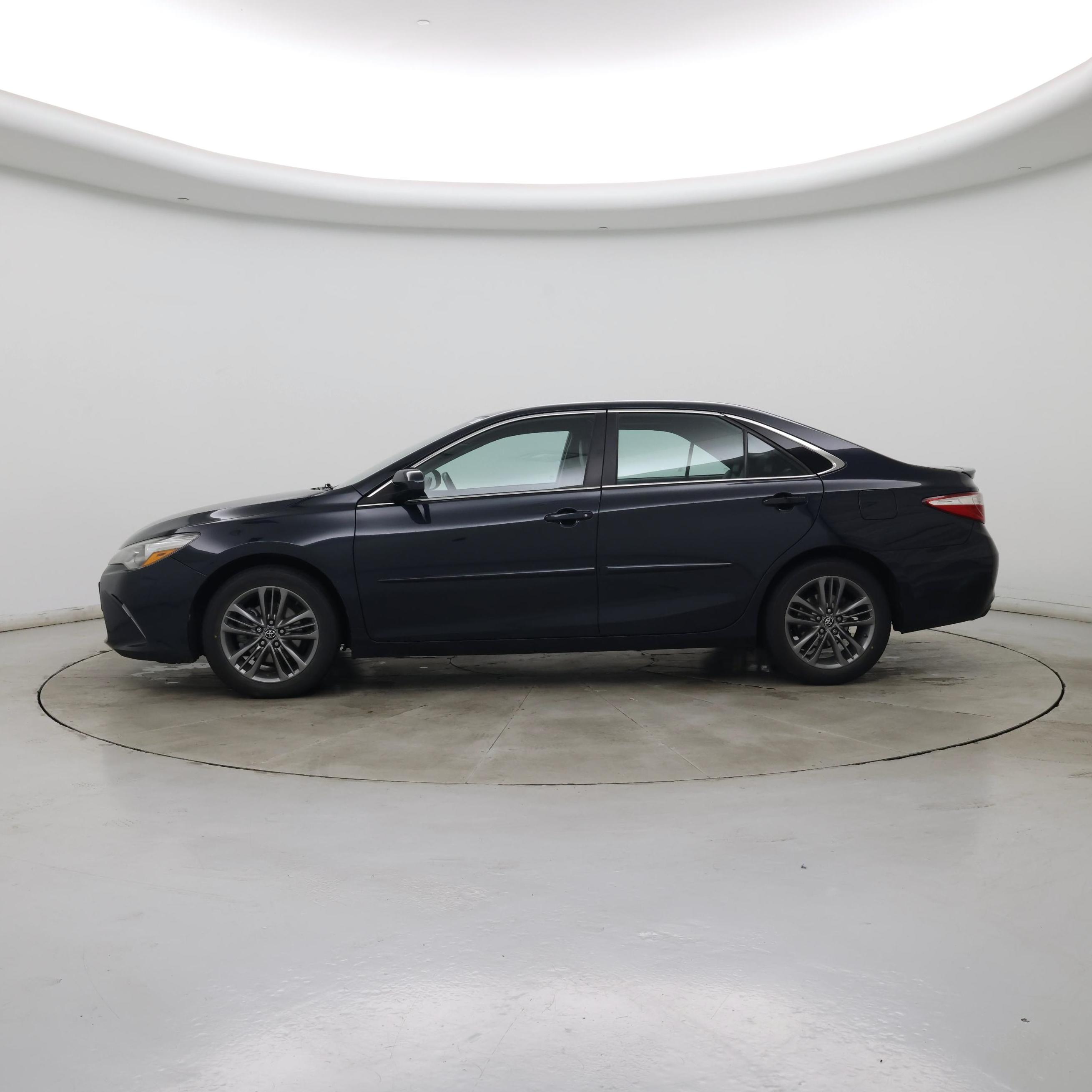 Thumbnail: 2017 Toyota Camry - 3
