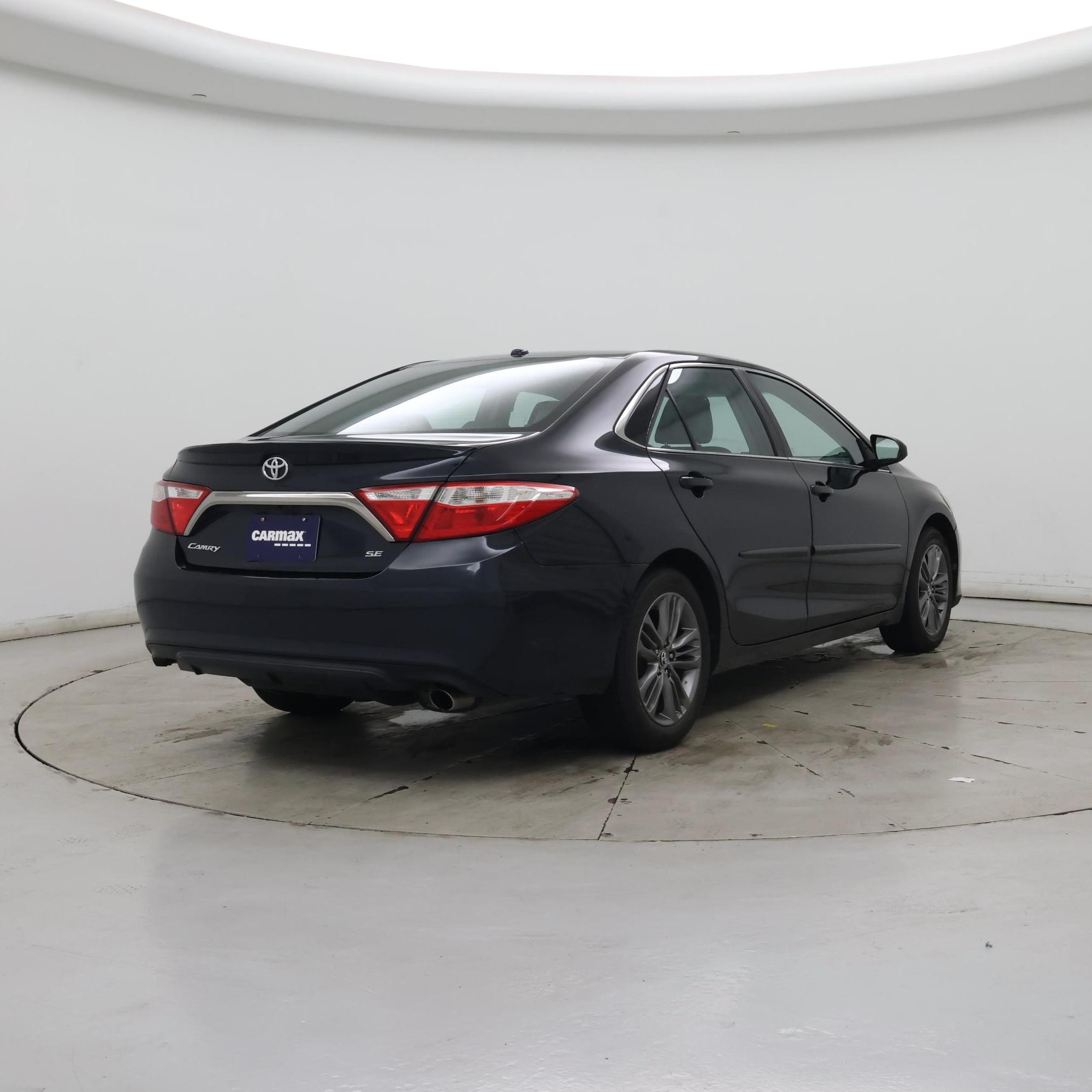 Thumbnail: 2017 Toyota Camry - 8