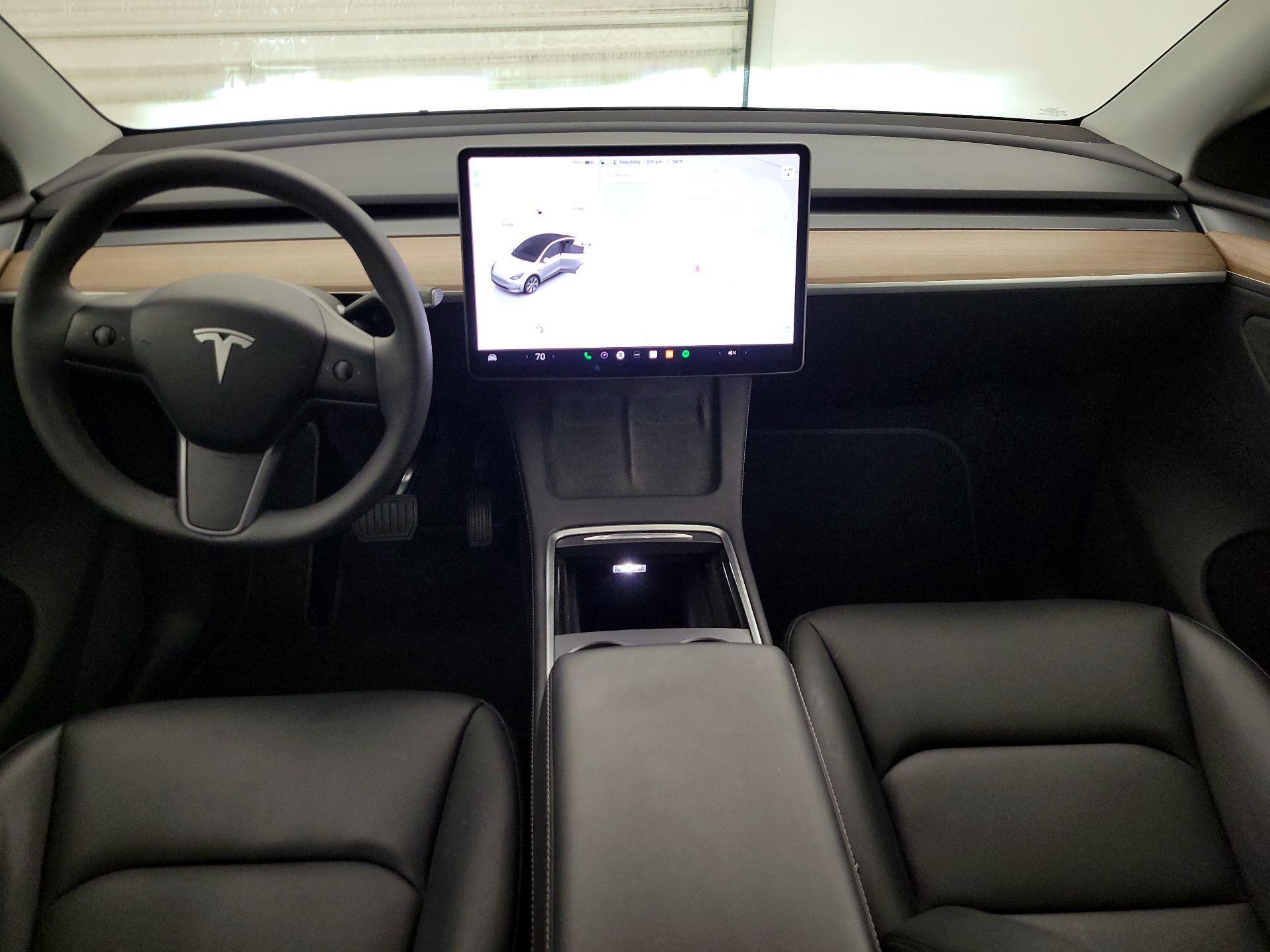 Thumbnail: 2024 Tesla Model Y - 9