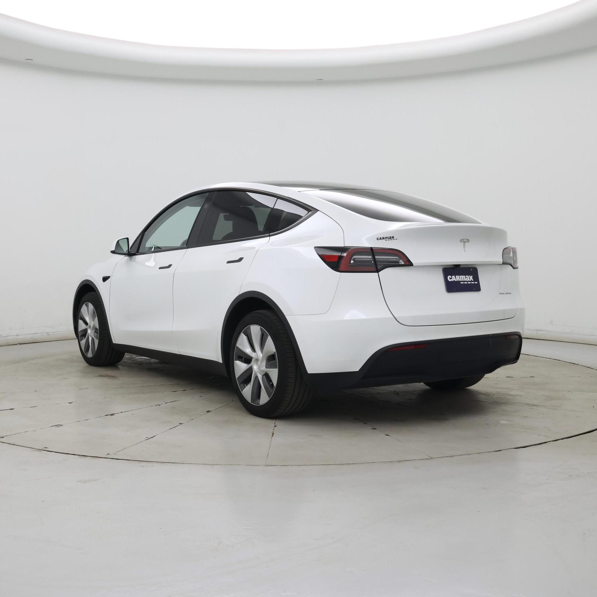 Thumbnail: 2024 Tesla Model Y - 2