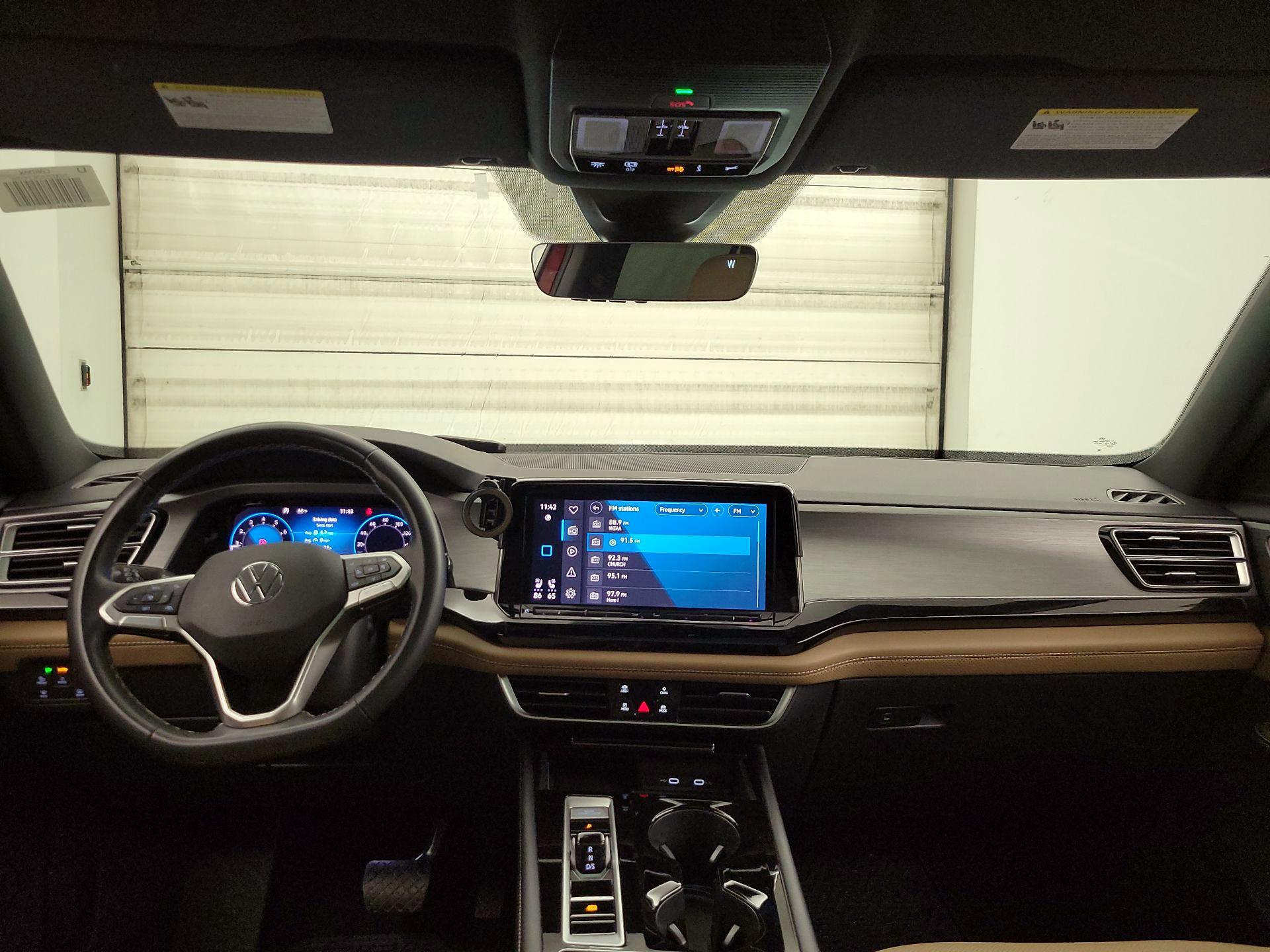 Thumbnail: 2024 Volkswagen Atlas - 9