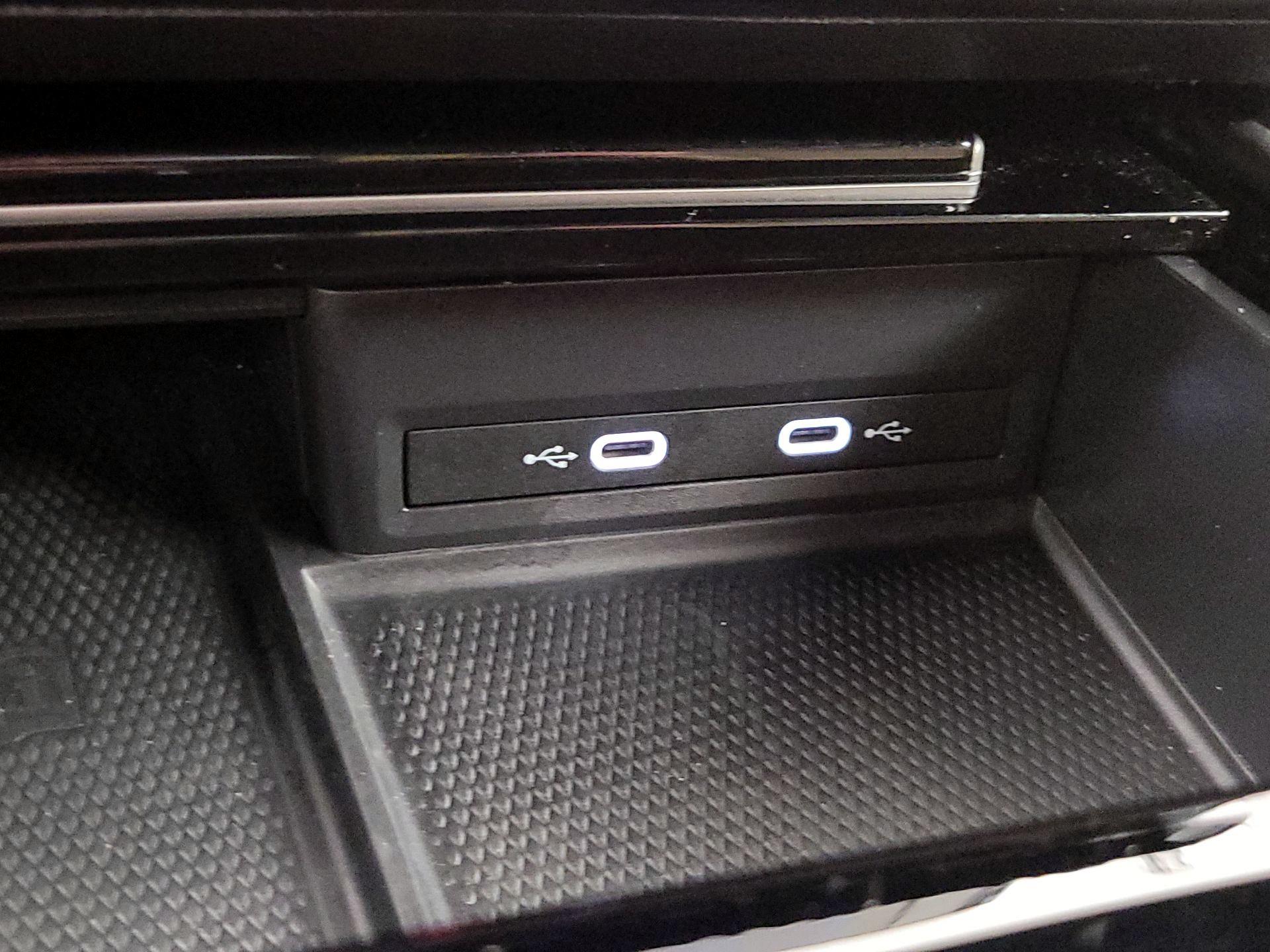 Thumbnail: 2024 Volkswagen Atlas - 18