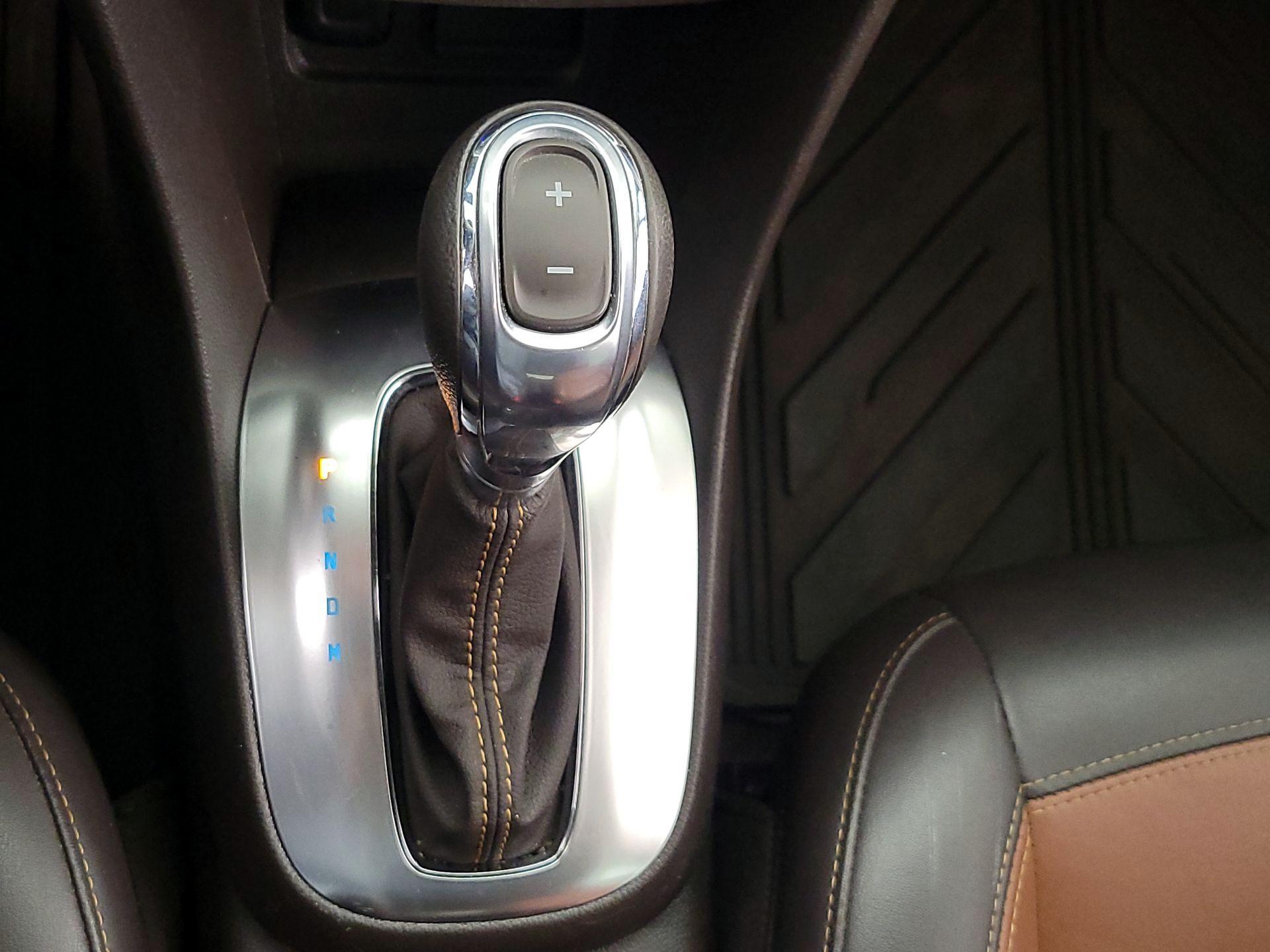 Thumbnail: 2015 Buick Encore - 17