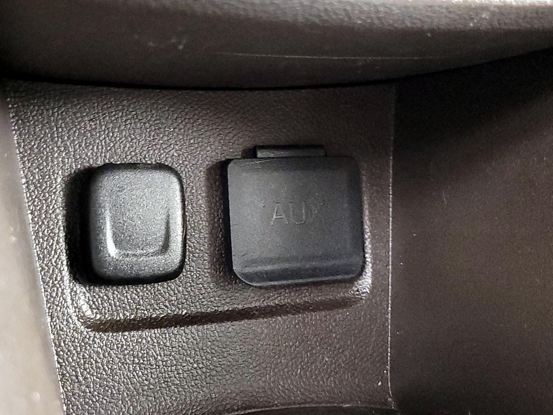 Thumbnail: 2015 Buick Encore - 18