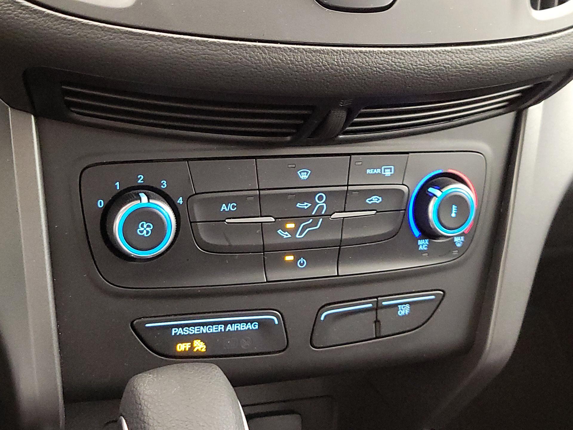 Thumbnail: 2019 Ford Escape - 16