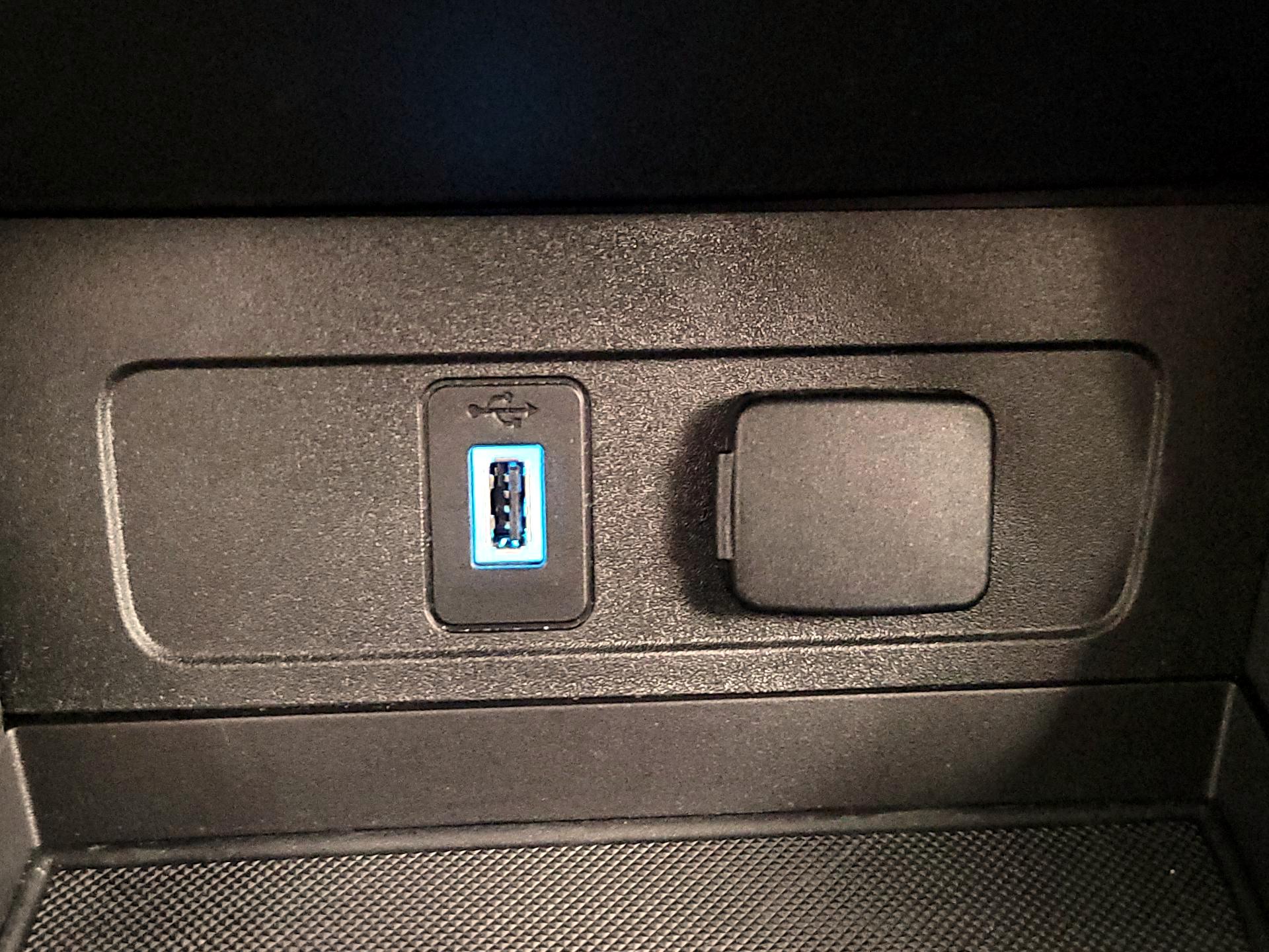 Thumbnail: 2019 Ford Escape - 18