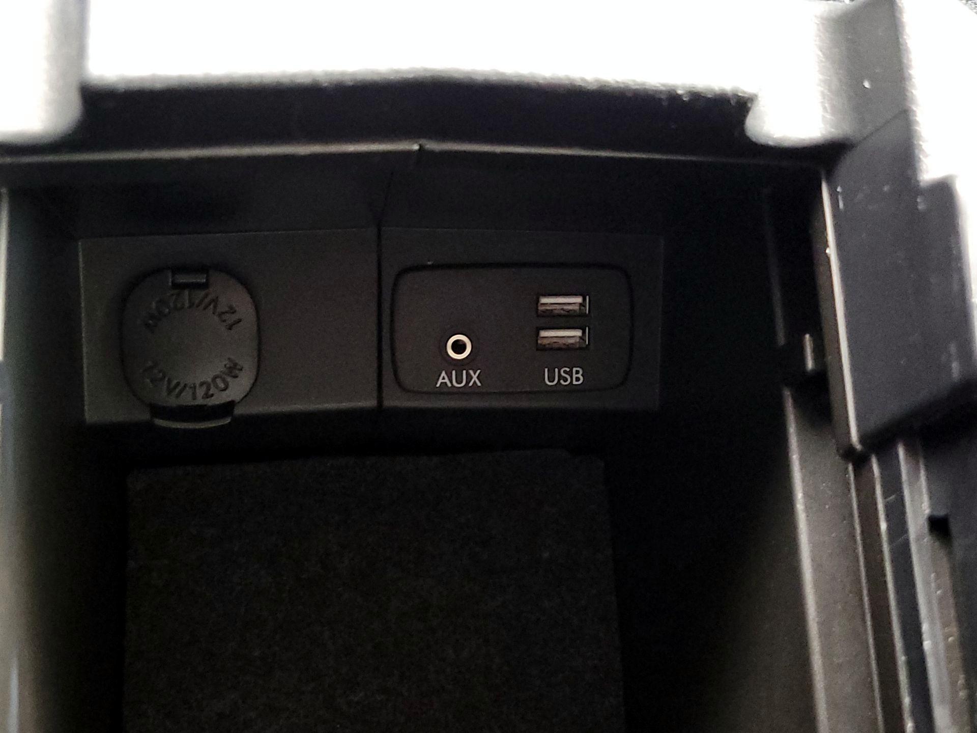 Thumbnail: 2017 Subaru Forester - 18