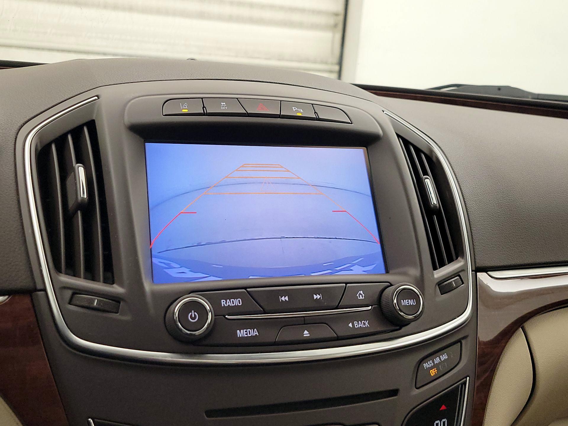 Thumbnail: 2017 Buick Regal - 15