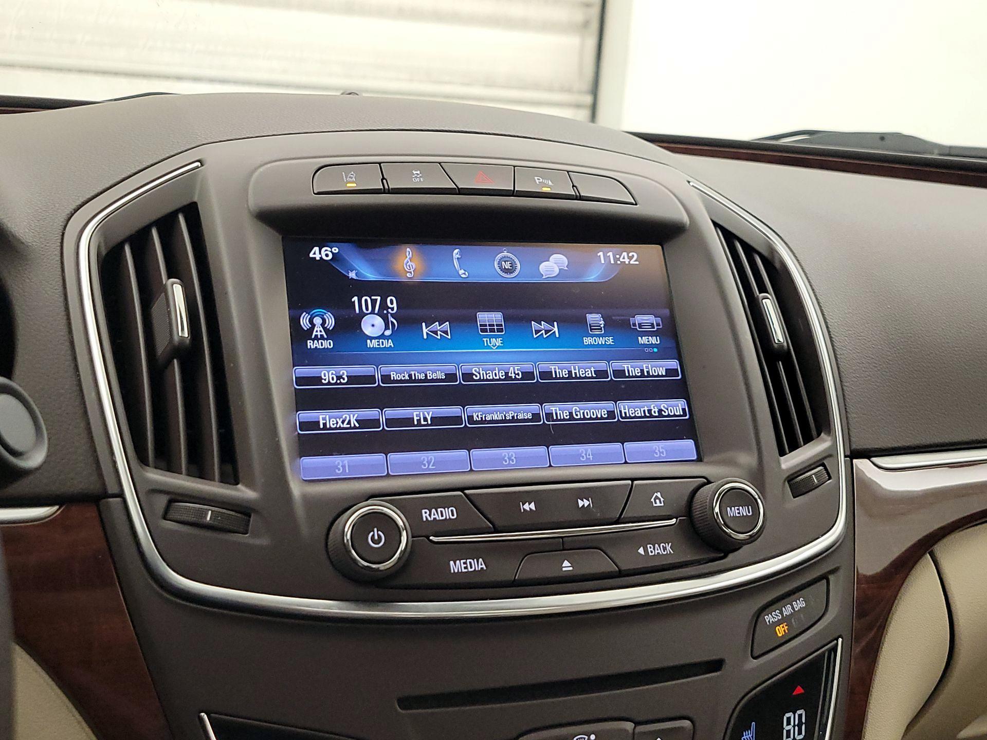 Thumbnail: 2017 Buick Regal - 16