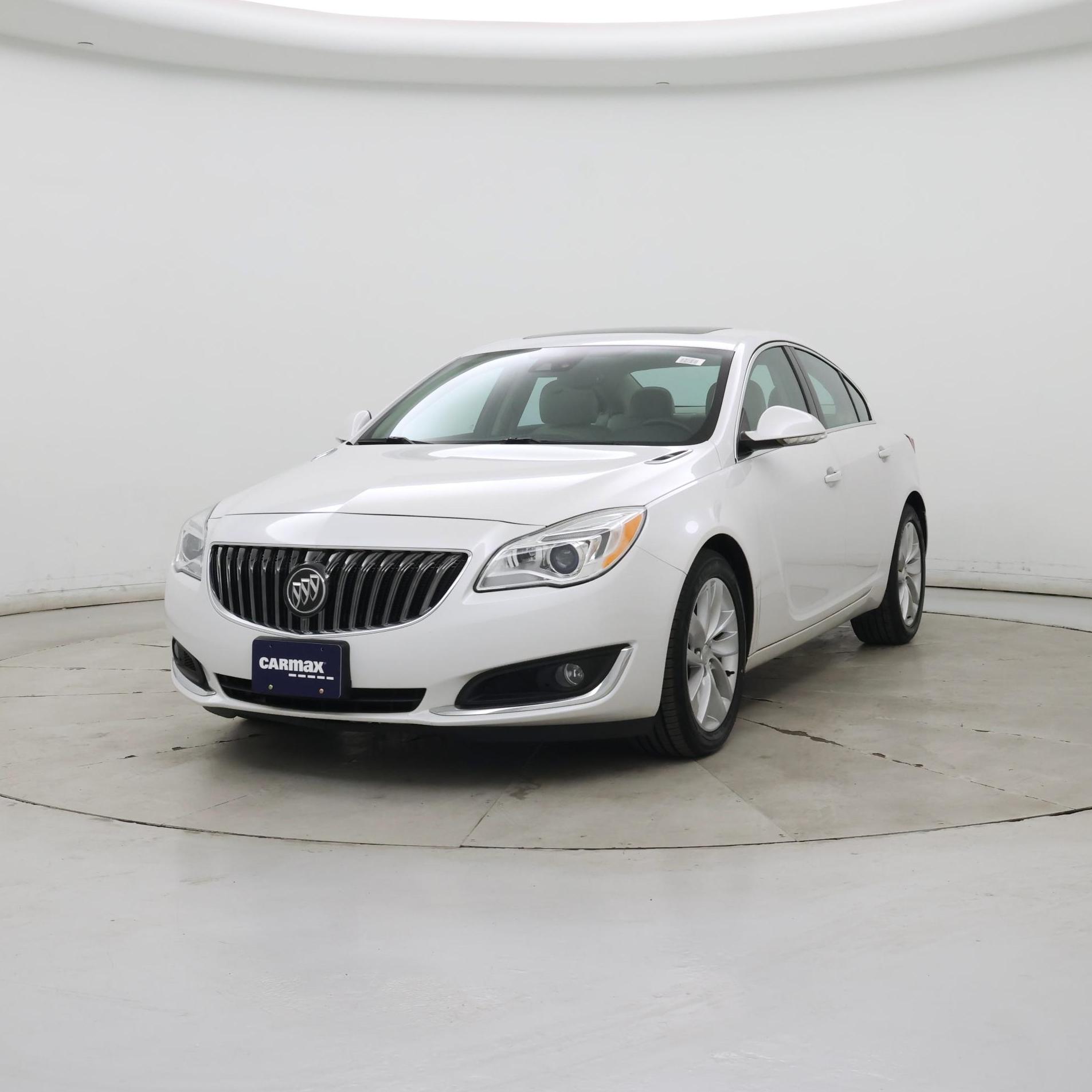 Thumbnail: 2017 Buick Regal - 4