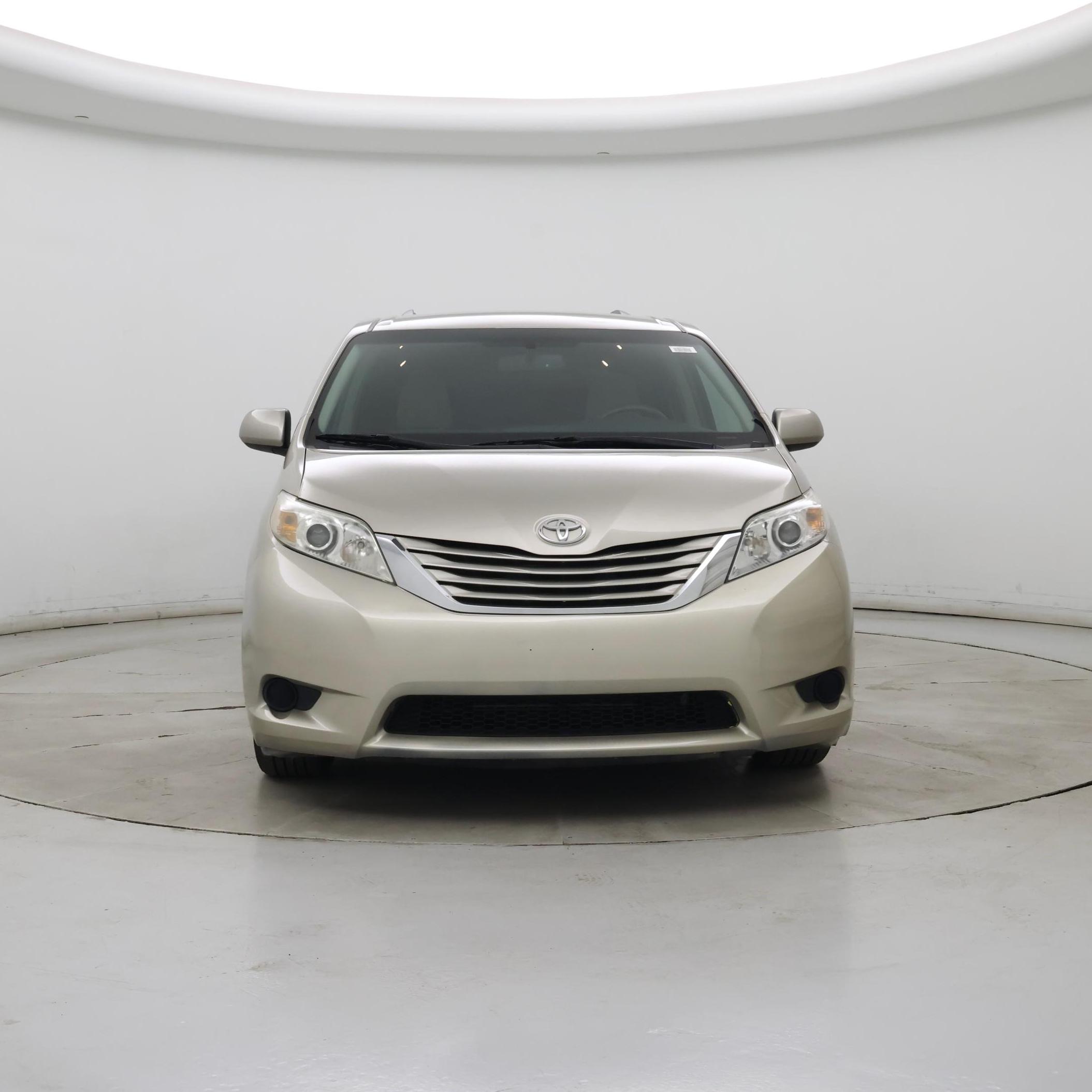 Thumbnail: 2016 Toyota Sienna - 5