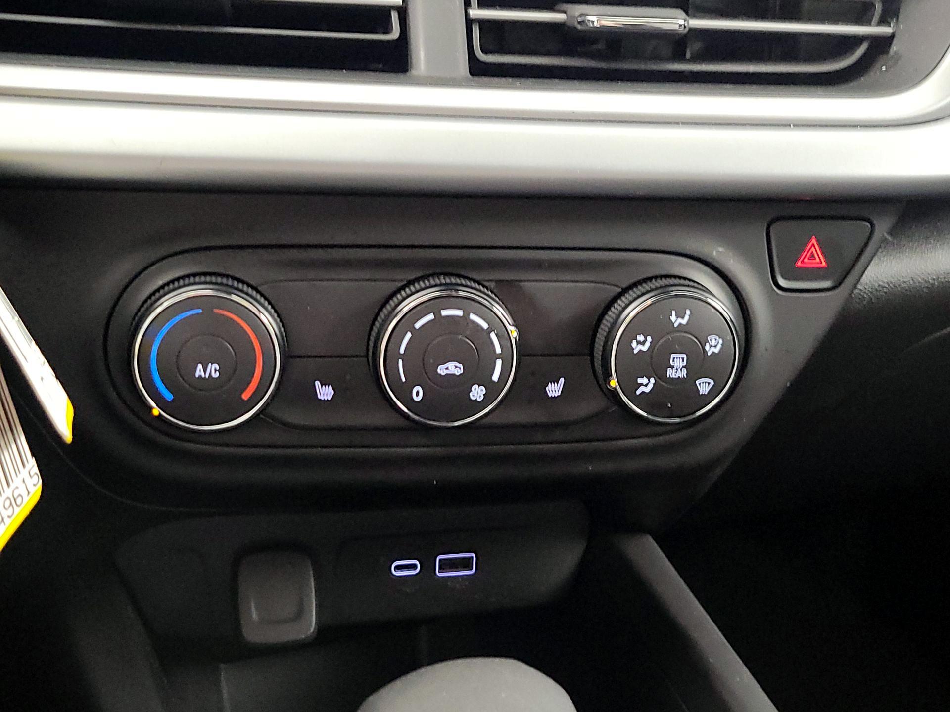 Thumbnail: 2025 Chevrolet Trax - 16