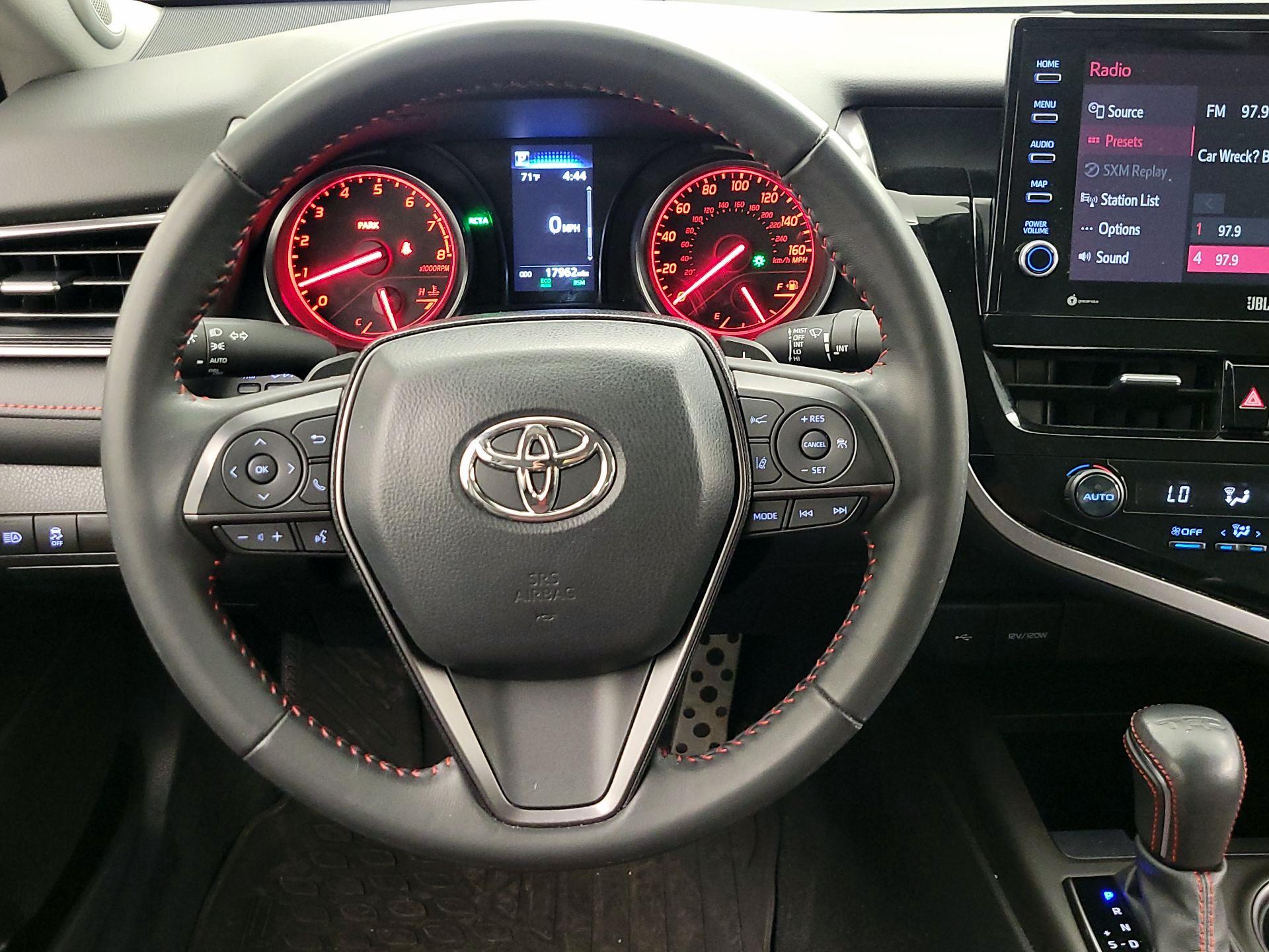 Thumbnail: 2023 Toyota Camry - 10