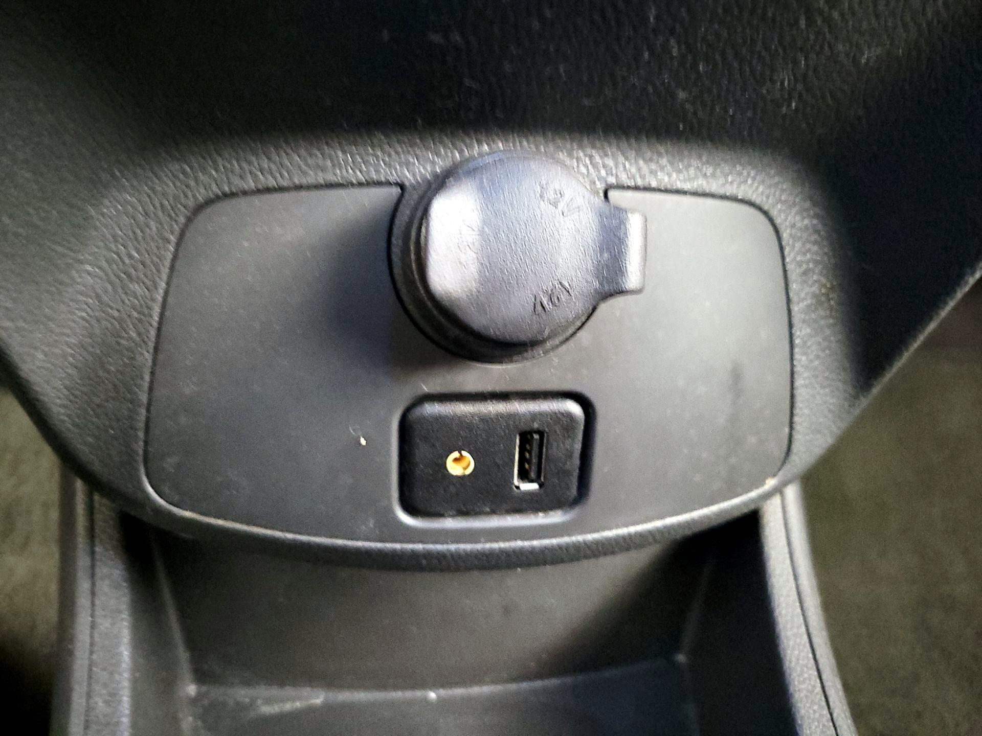 Thumbnail: 2014 Chevrolet Spark - 17