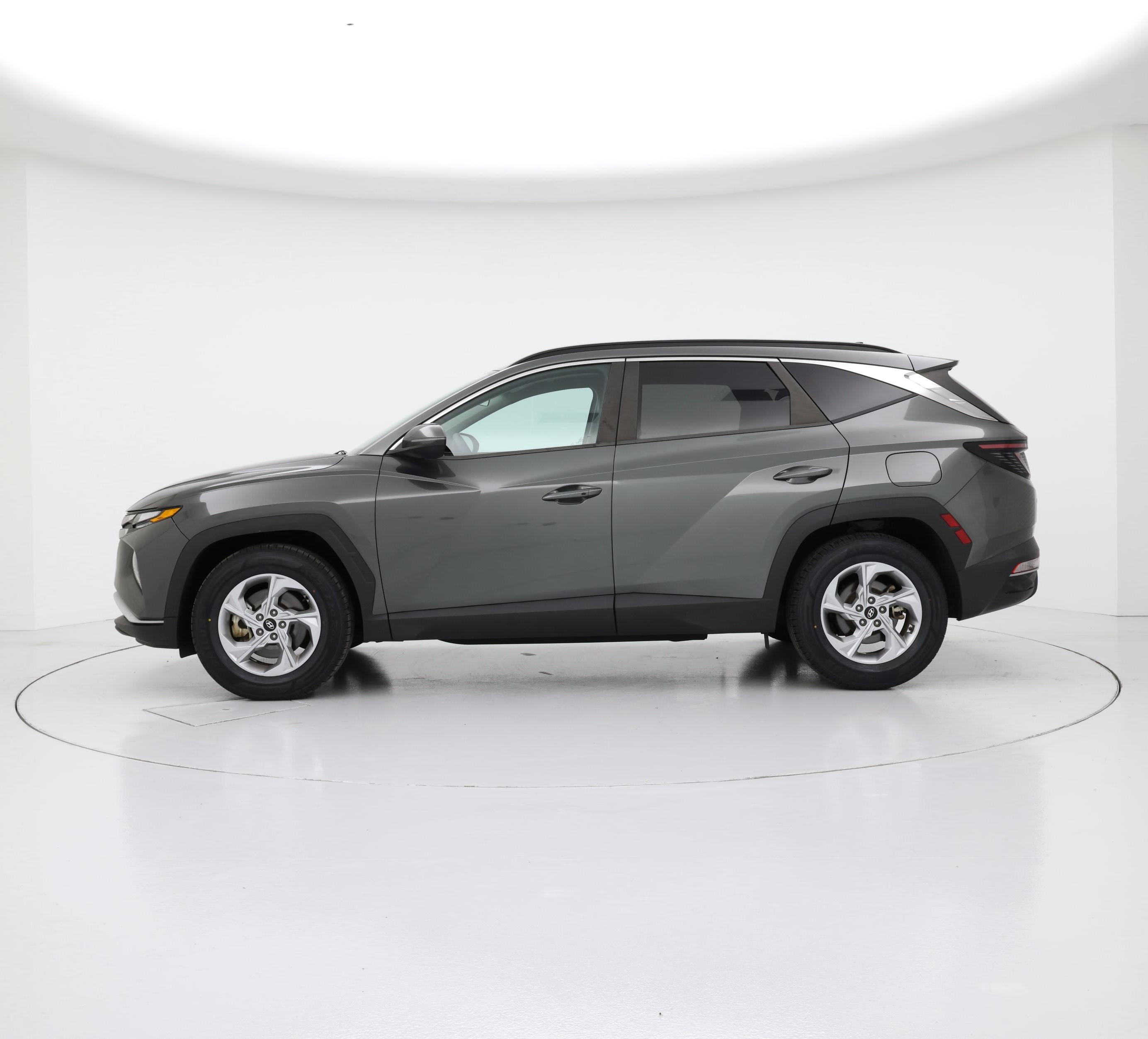Thumbnail: 2022 Hyundai Tucson - 3