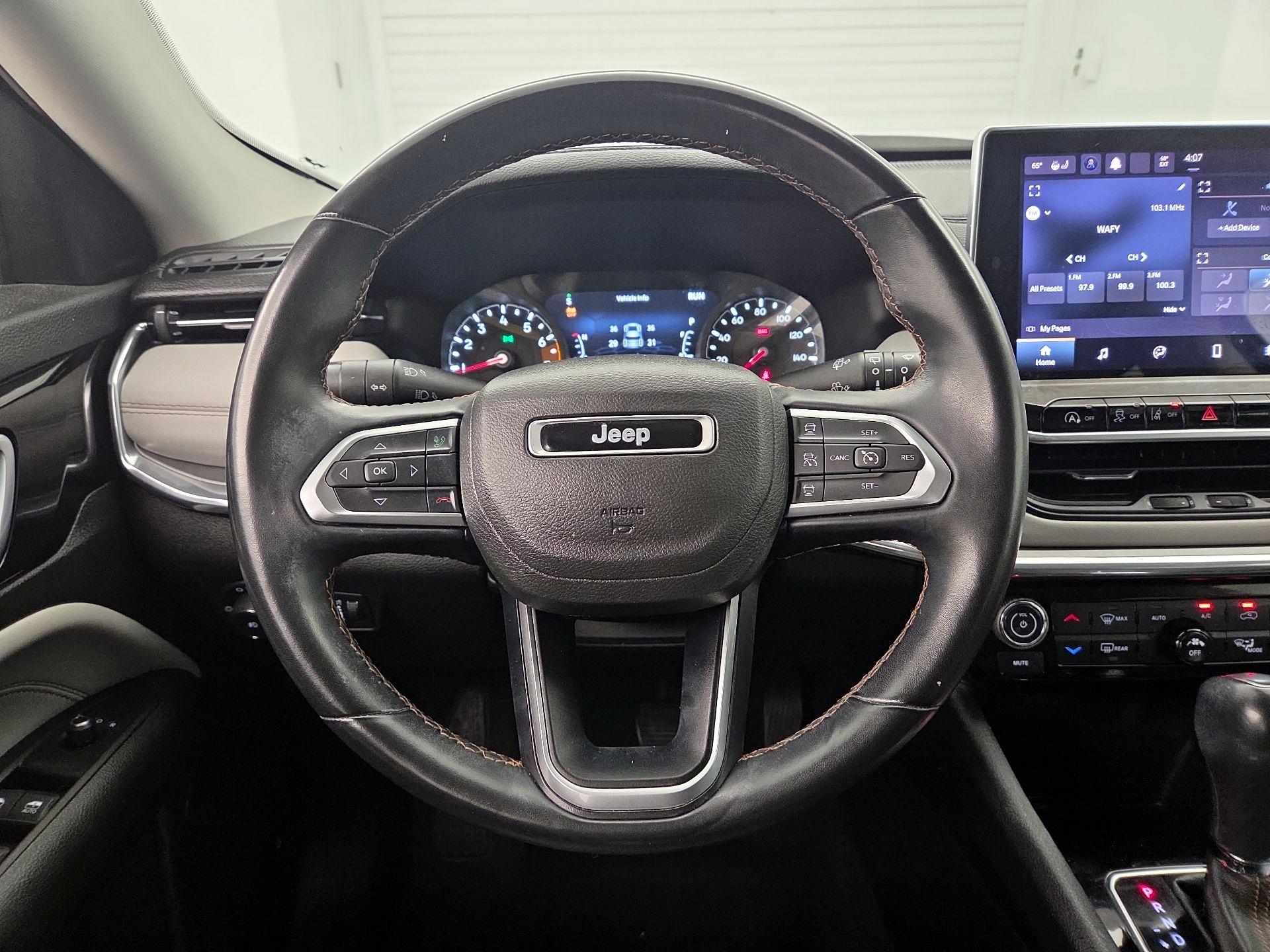 Thumbnail: 2022 Jeep Compass - 10