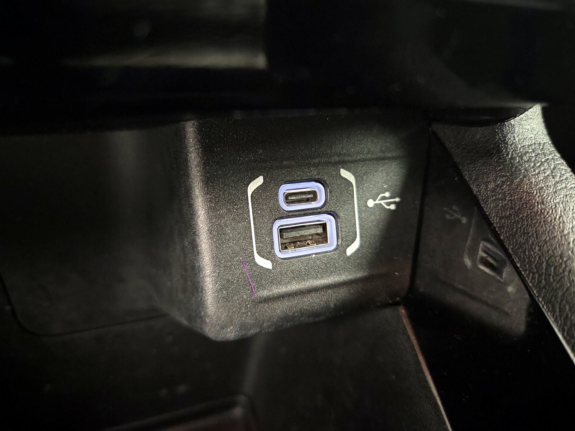 Thumbnail: 2022 Jeep Compass - 18