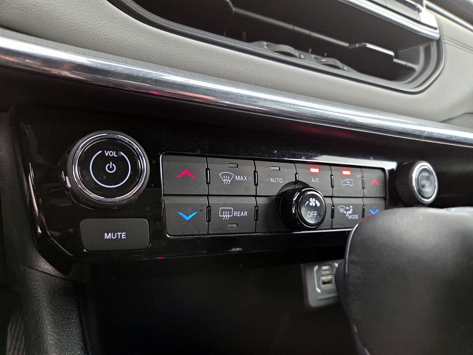 Thumbnail: 2023 Jeep Compass - 16