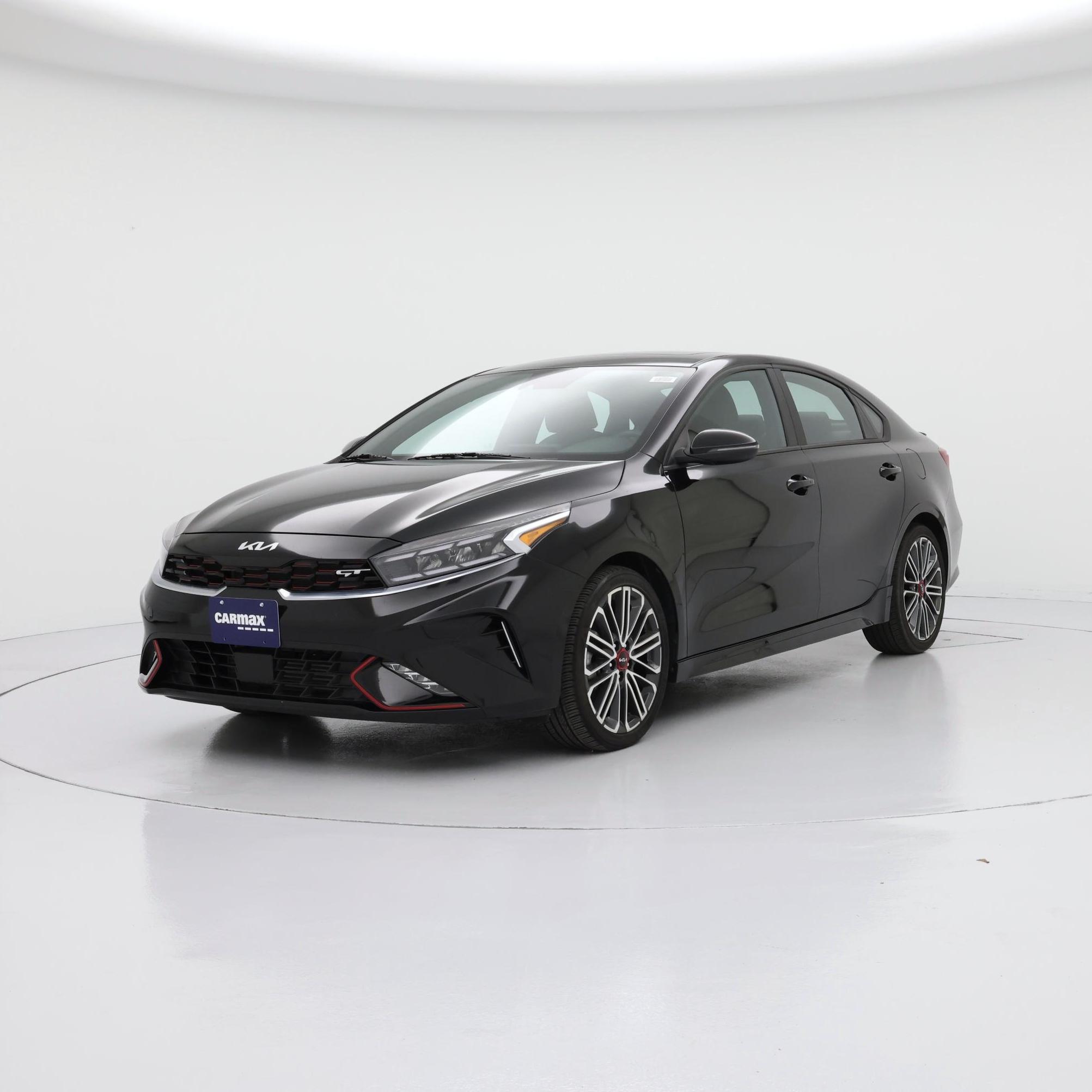 Thumbnail: 2023 Kia Forte - 4