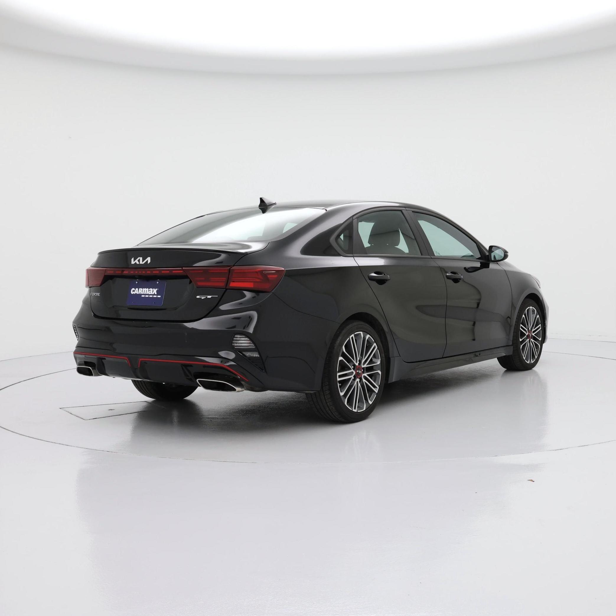 Thumbnail: 2023 Kia Forte - 8