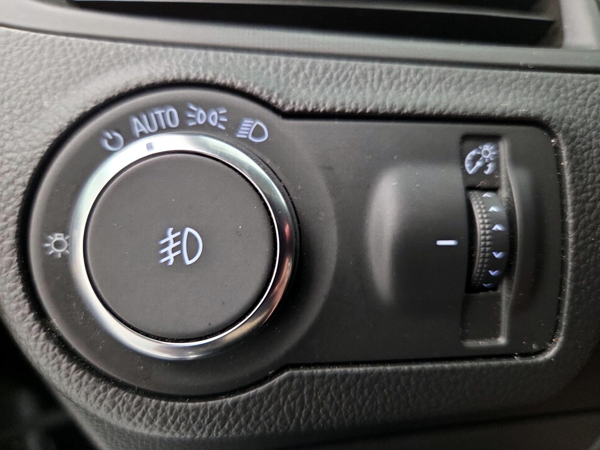 Thumbnail: 2020 Buick Envision - 13