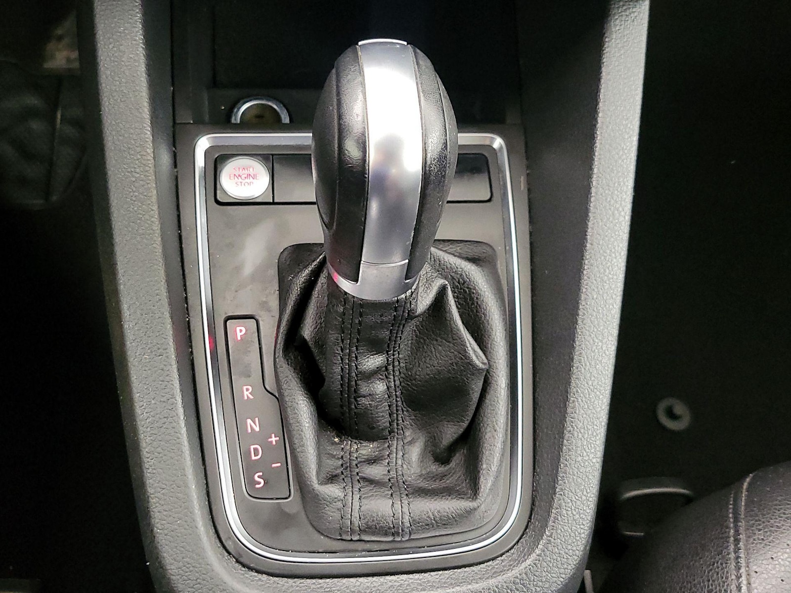 2017 Volkswagen Jetta SE - Photo 18