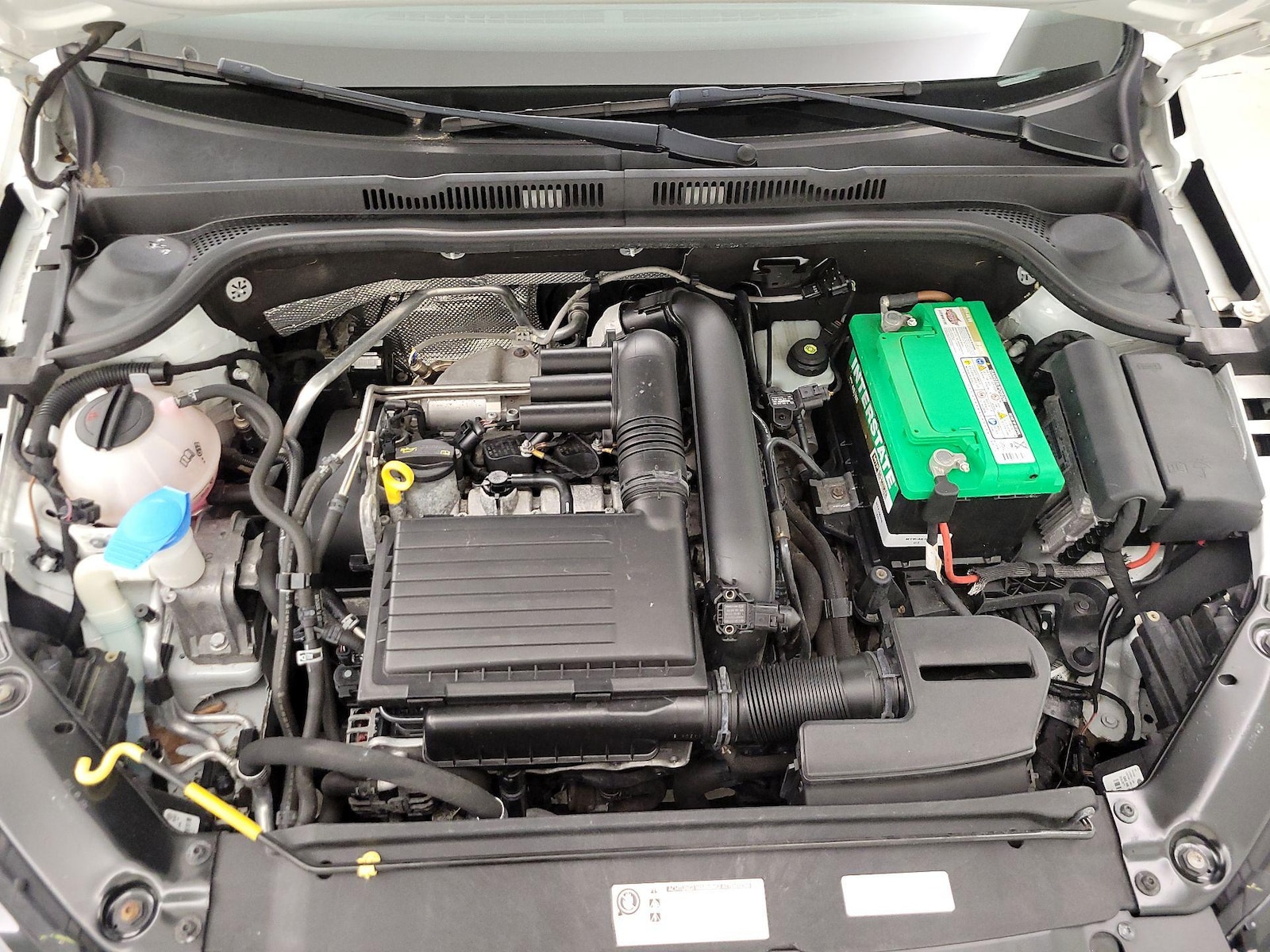 2017 Volkswagen Jetta SE - Photo 23