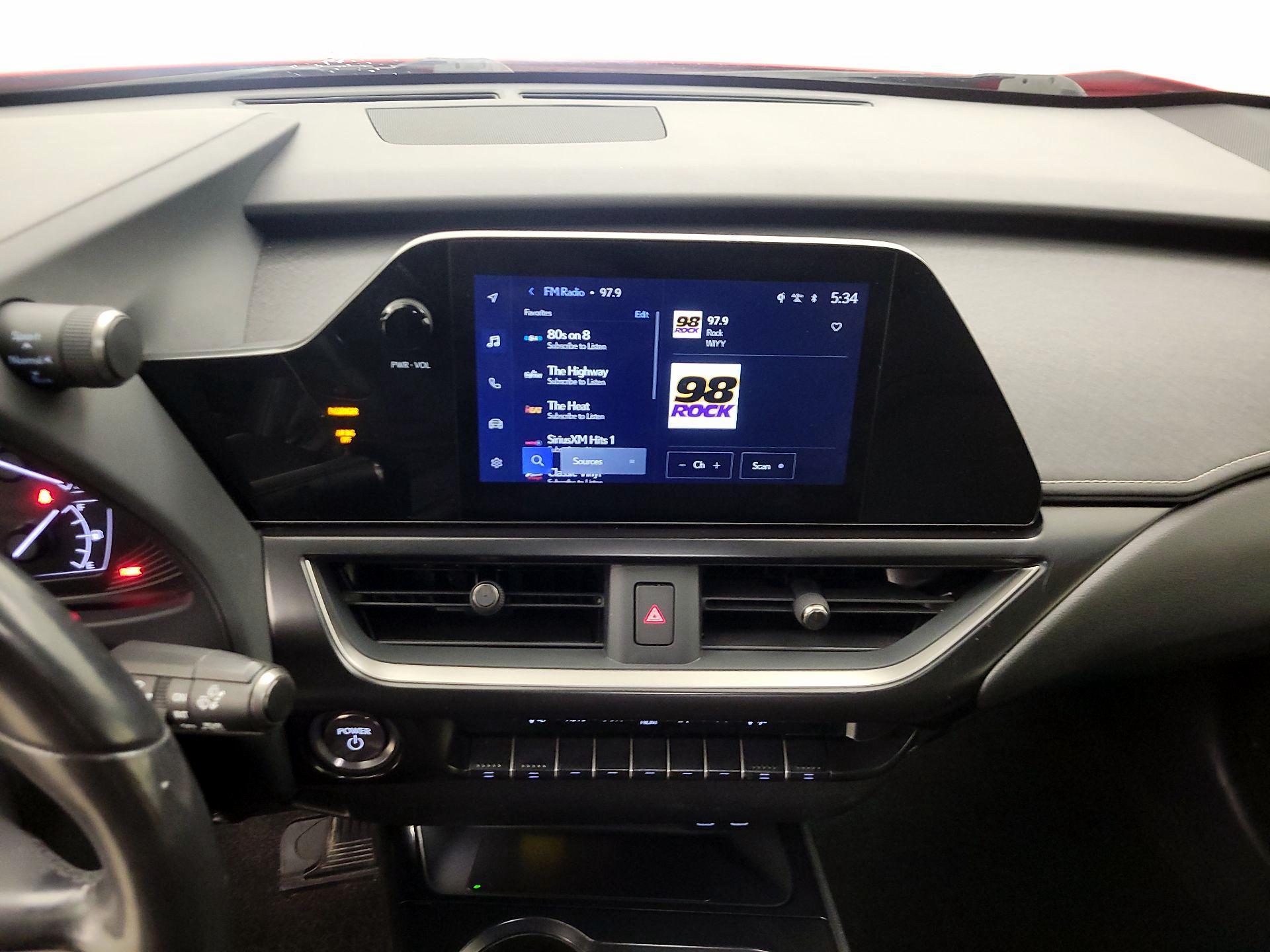 Thumbnail: 2023 Lexus UX - 15