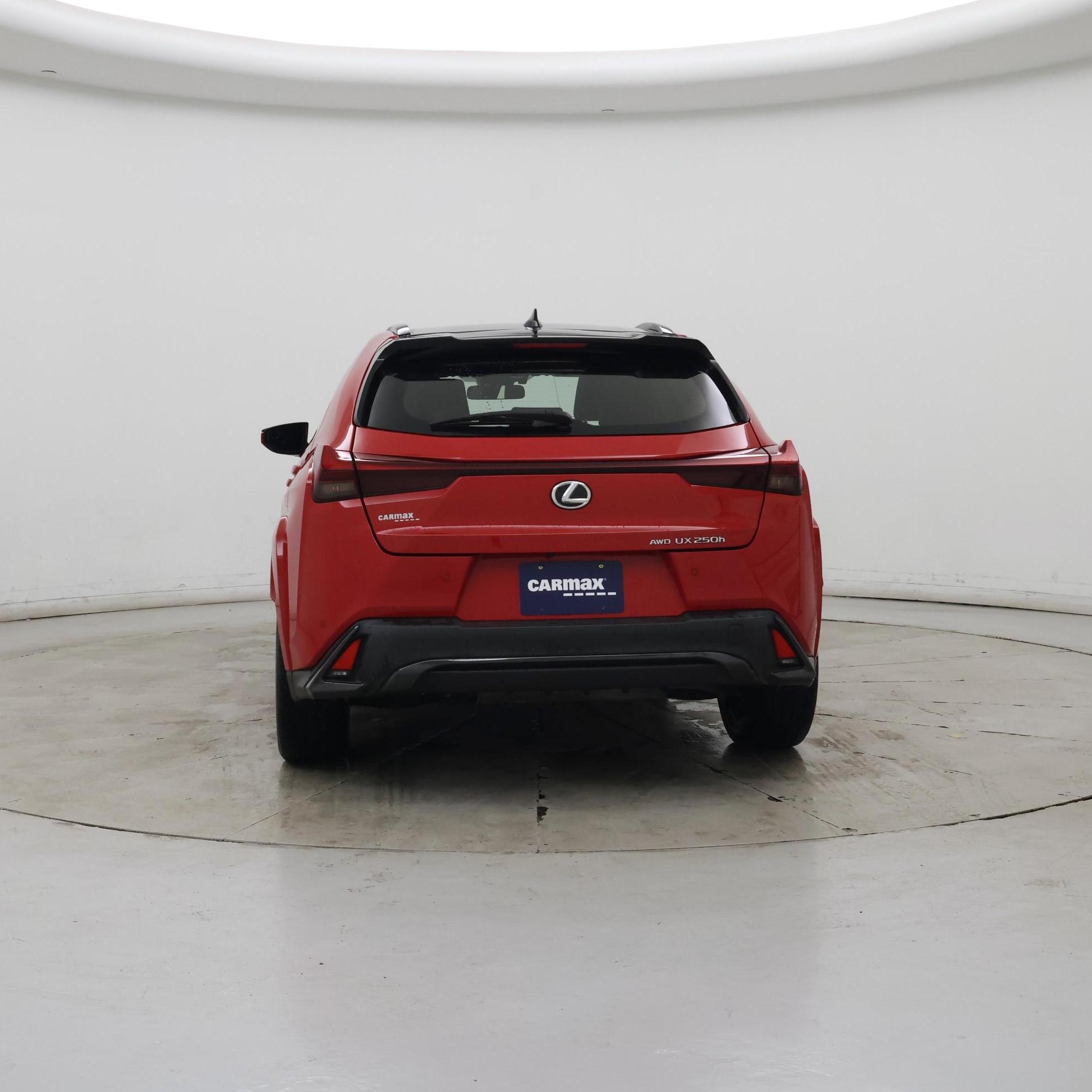 Thumbnail: 2023 Lexus UX - 6