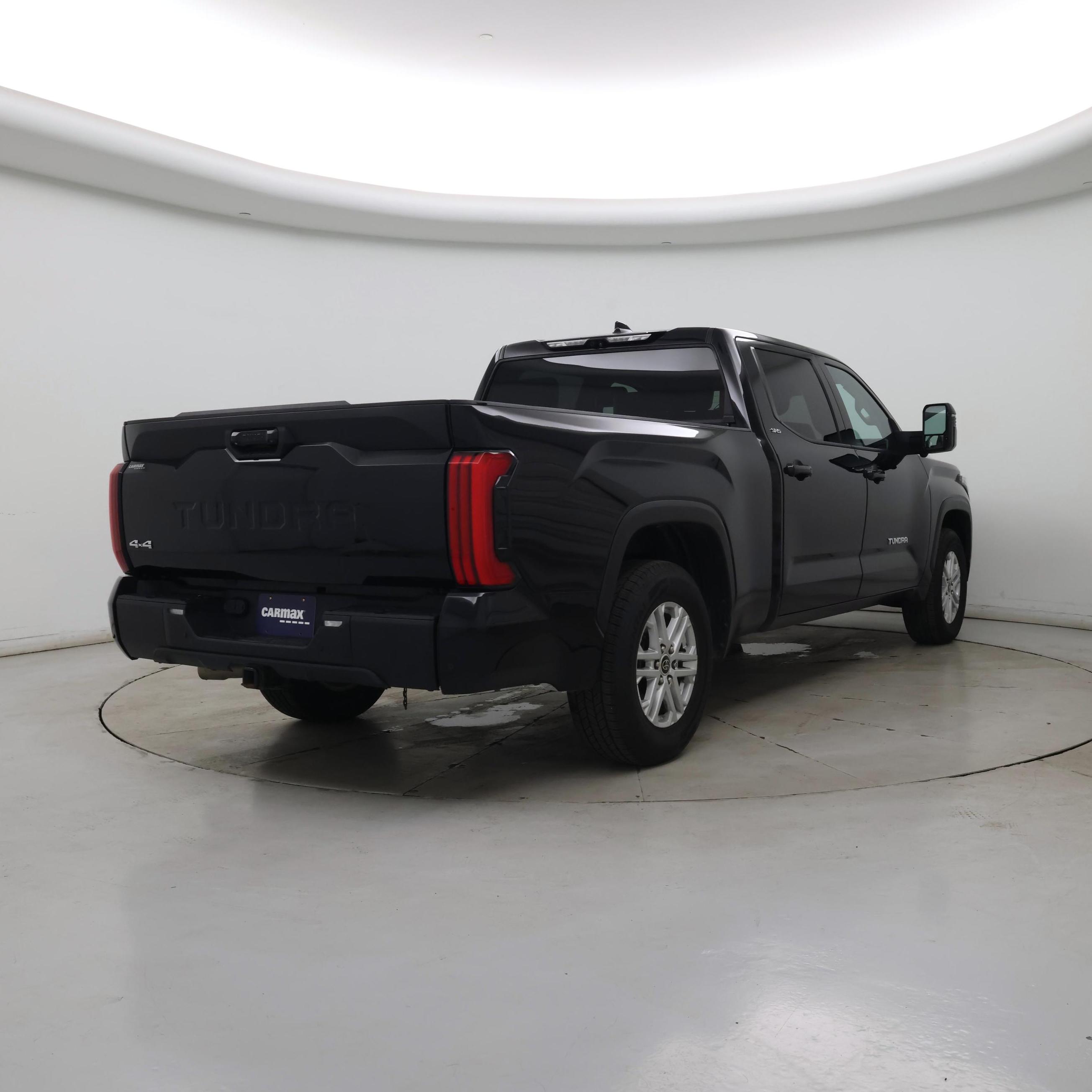 Thumbnail: 2022 Toyota Tundra - 8