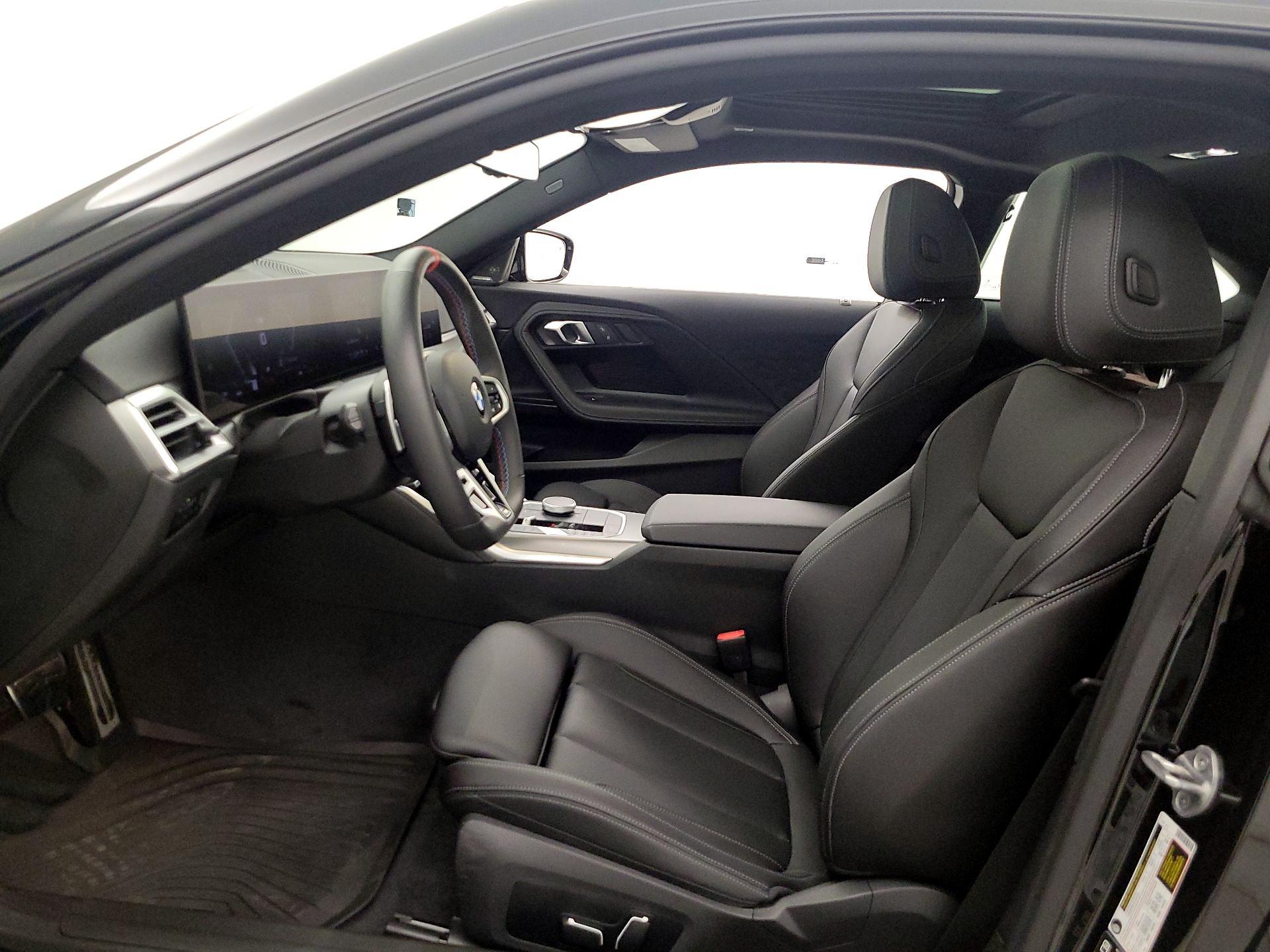 Thumbnail: 2025 BMW 2 Series - 11