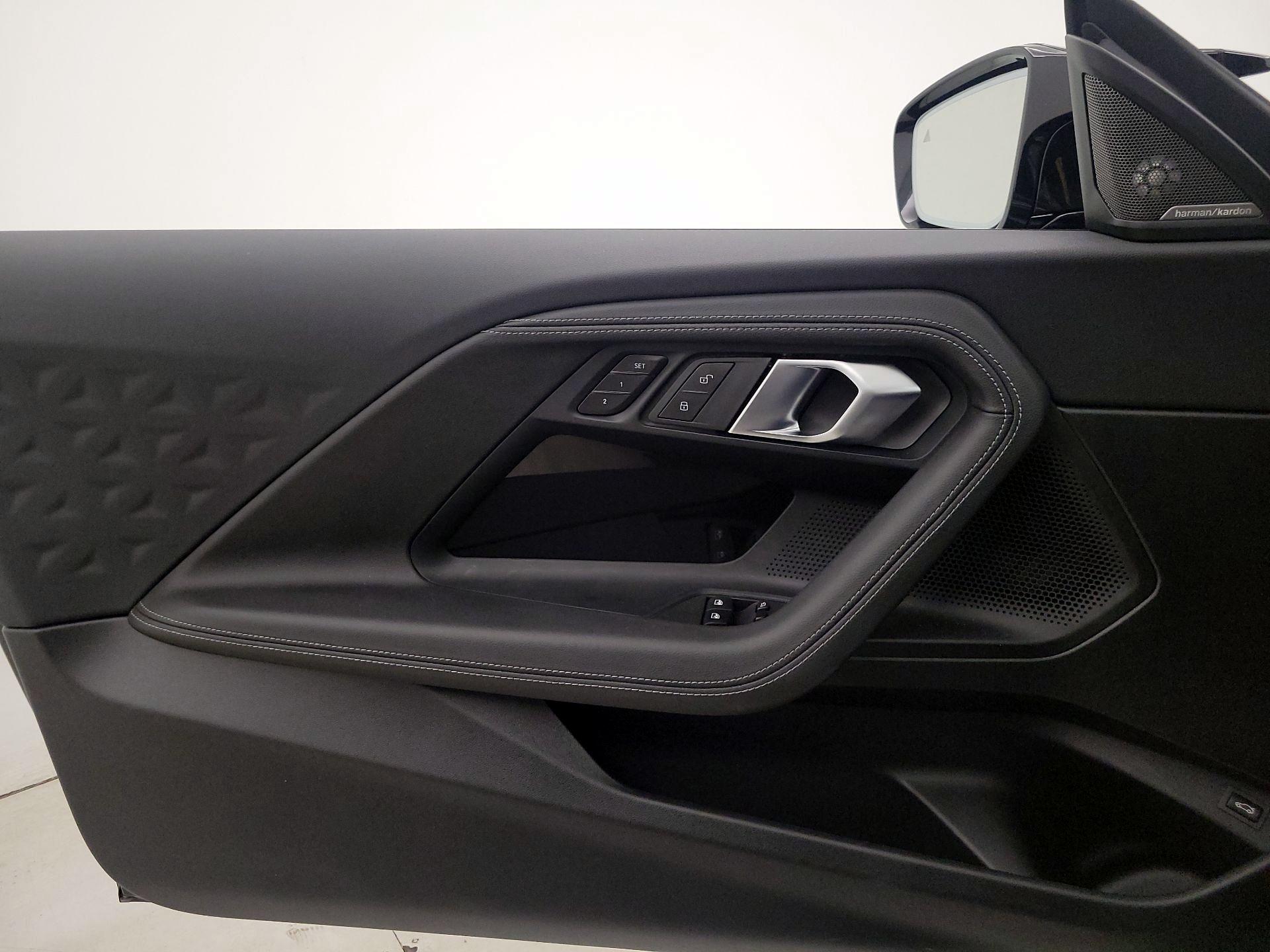 Thumbnail: 2025 BMW 2 Series - 12