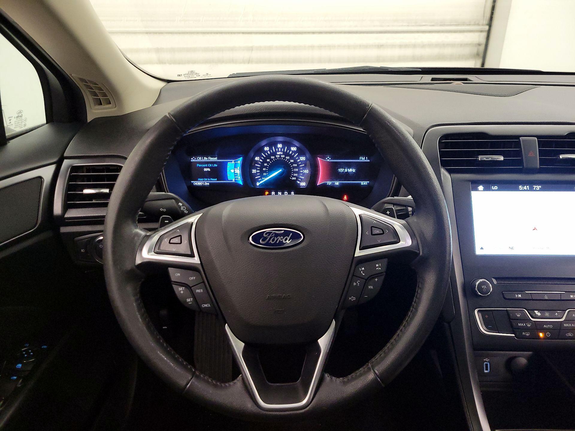 Thumbnail: 2018 Ford Fusion - 10