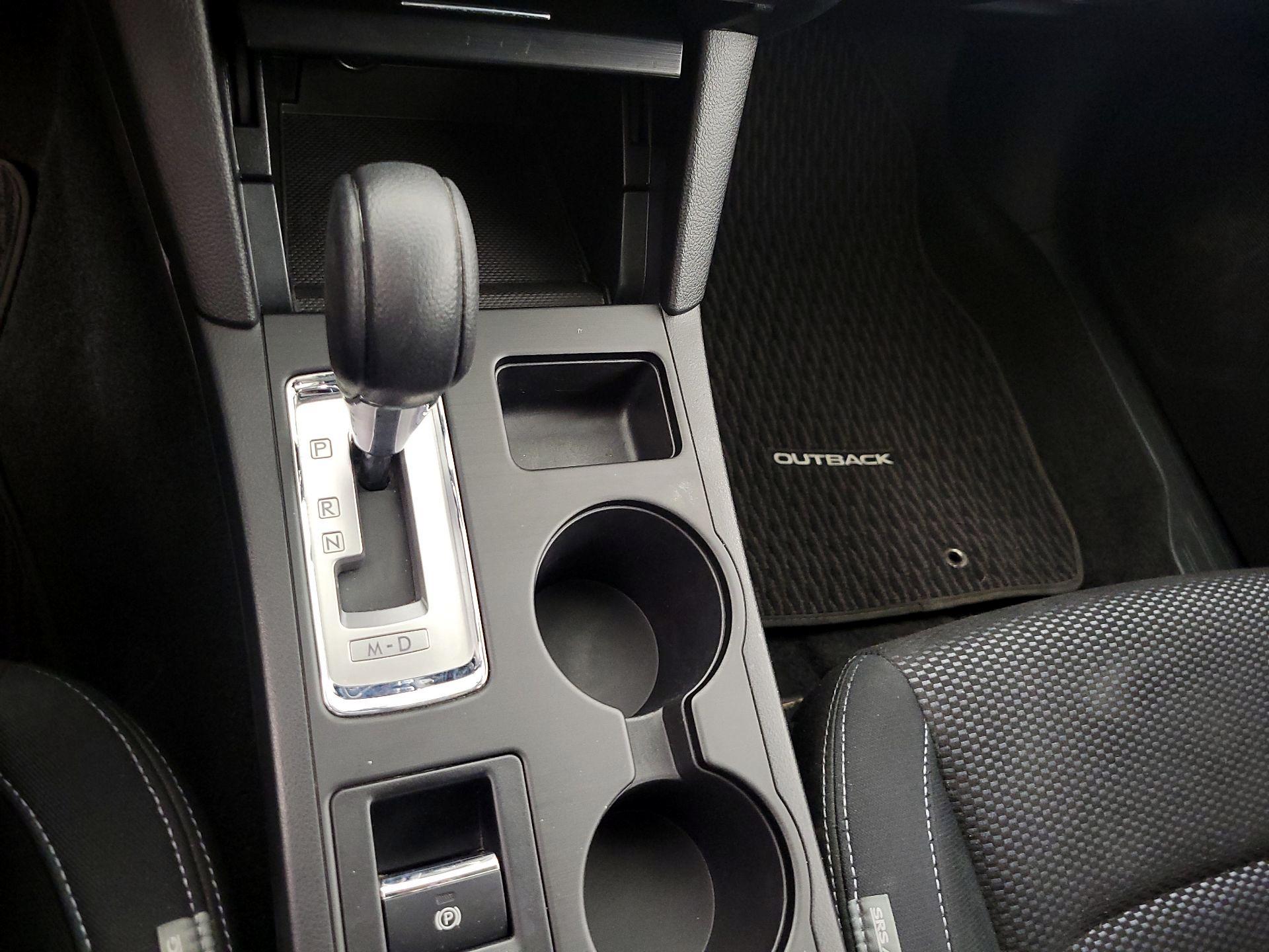 Thumbnail: 2015 Subaru Outback - 17