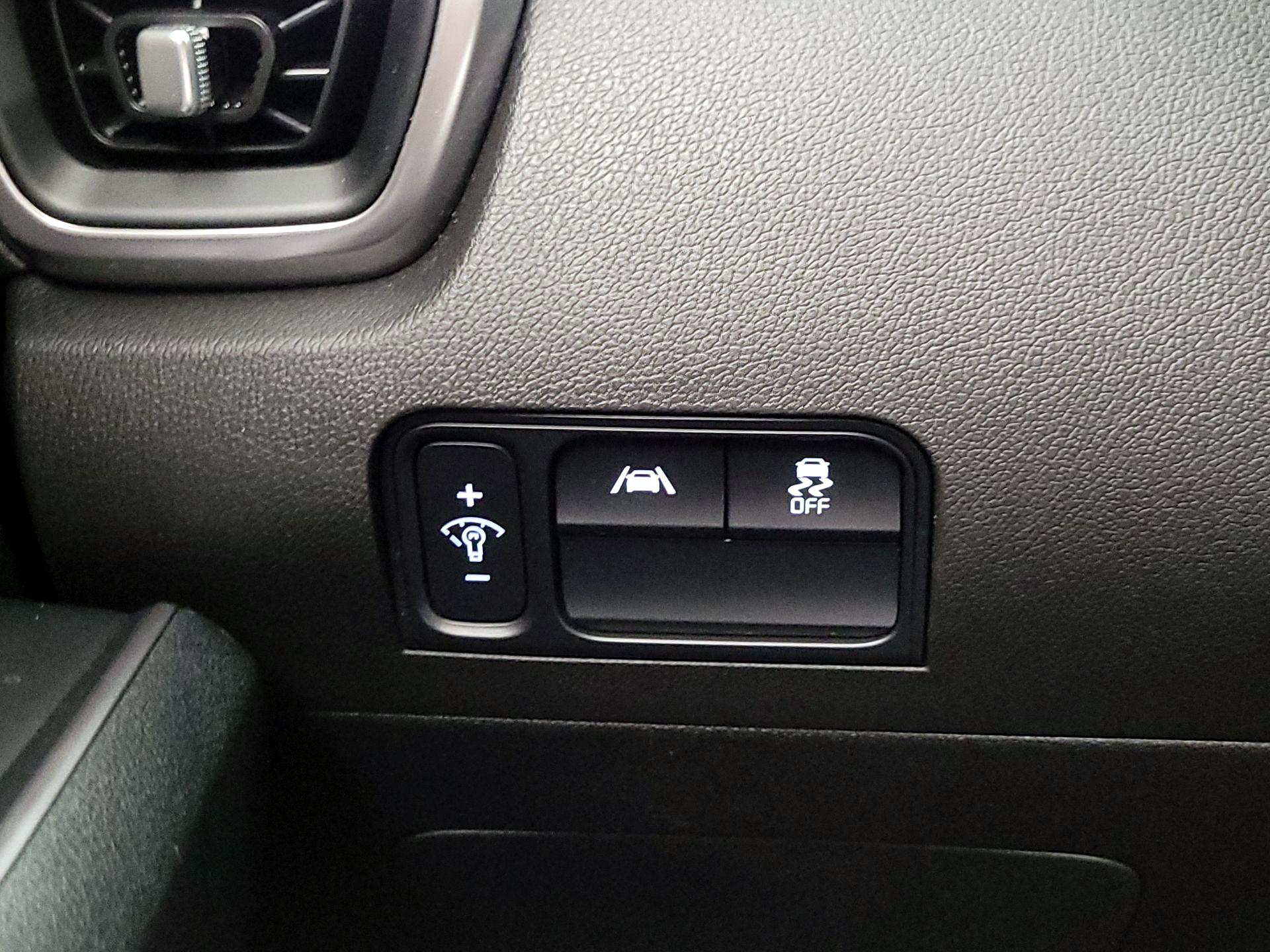 Thumbnail: 2022 Kia Sorento - 13