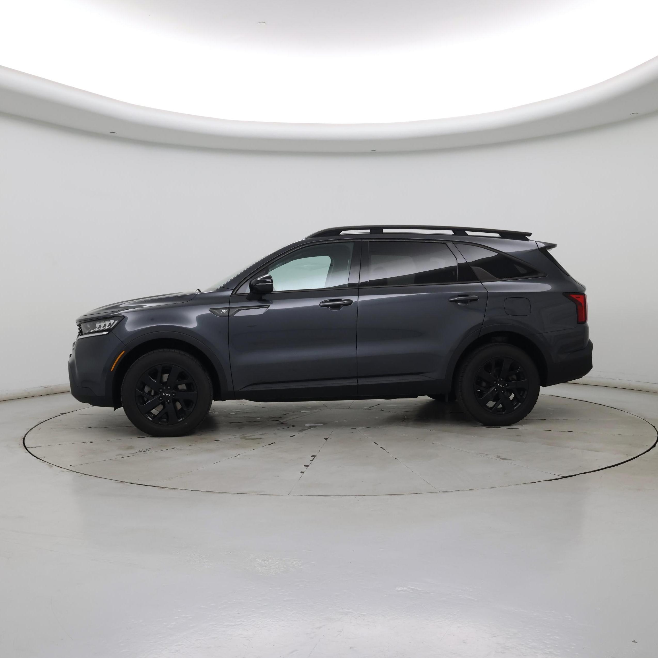 Thumbnail: 2022 Kia Sorento - 3