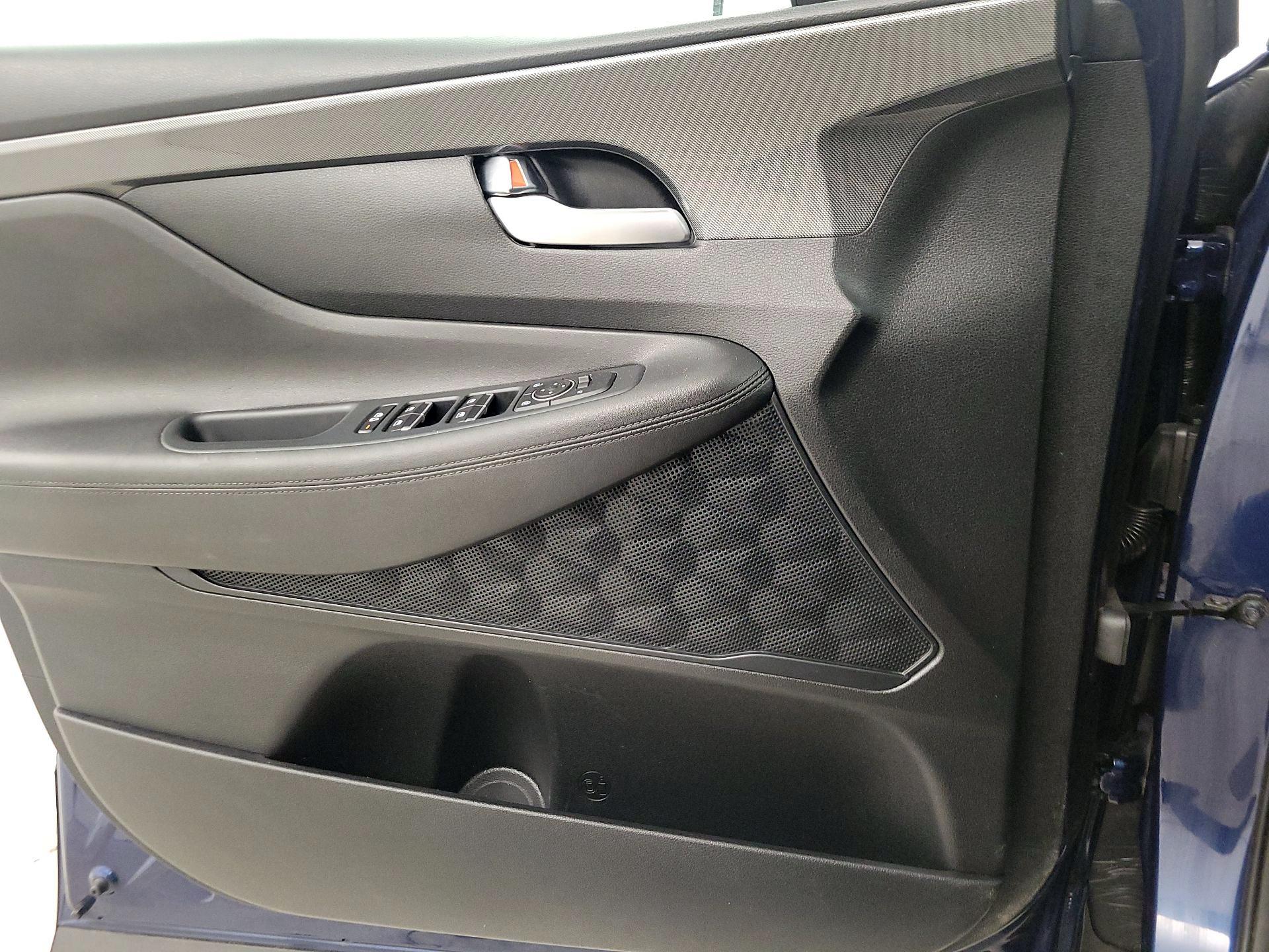 Thumbnail: 2022 Hyundai Santa Fe - 12