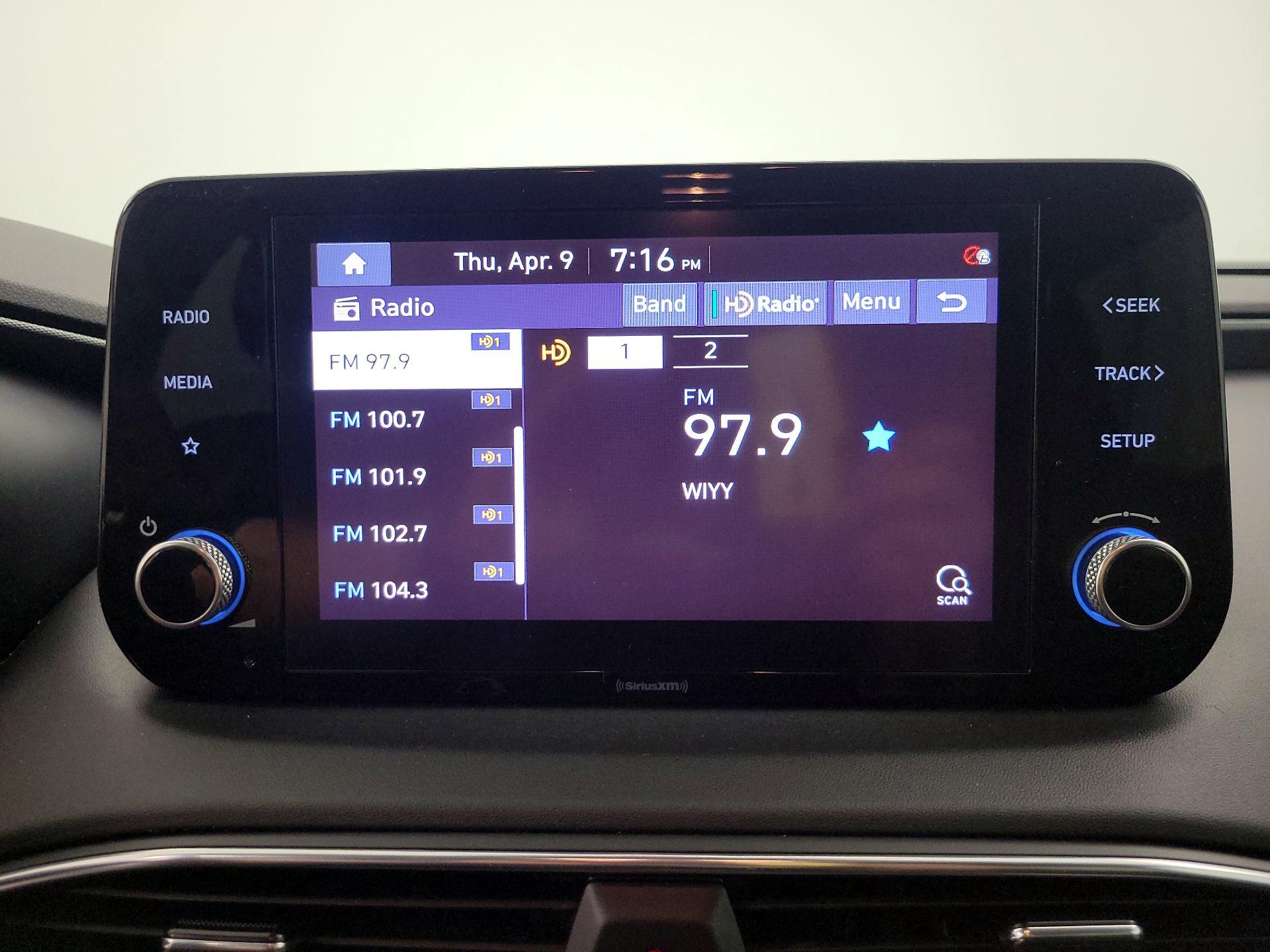 Thumbnail: 2022 Hyundai Santa Fe - 15