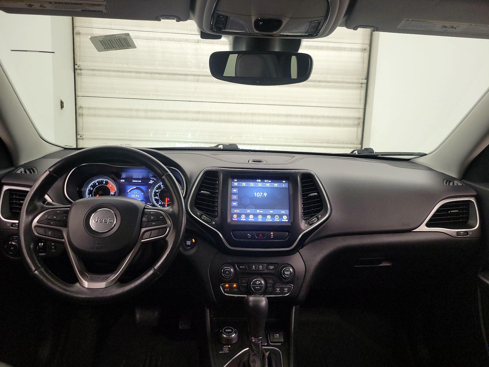 Thumbnail: 2021 Jeep Cherokee - 9