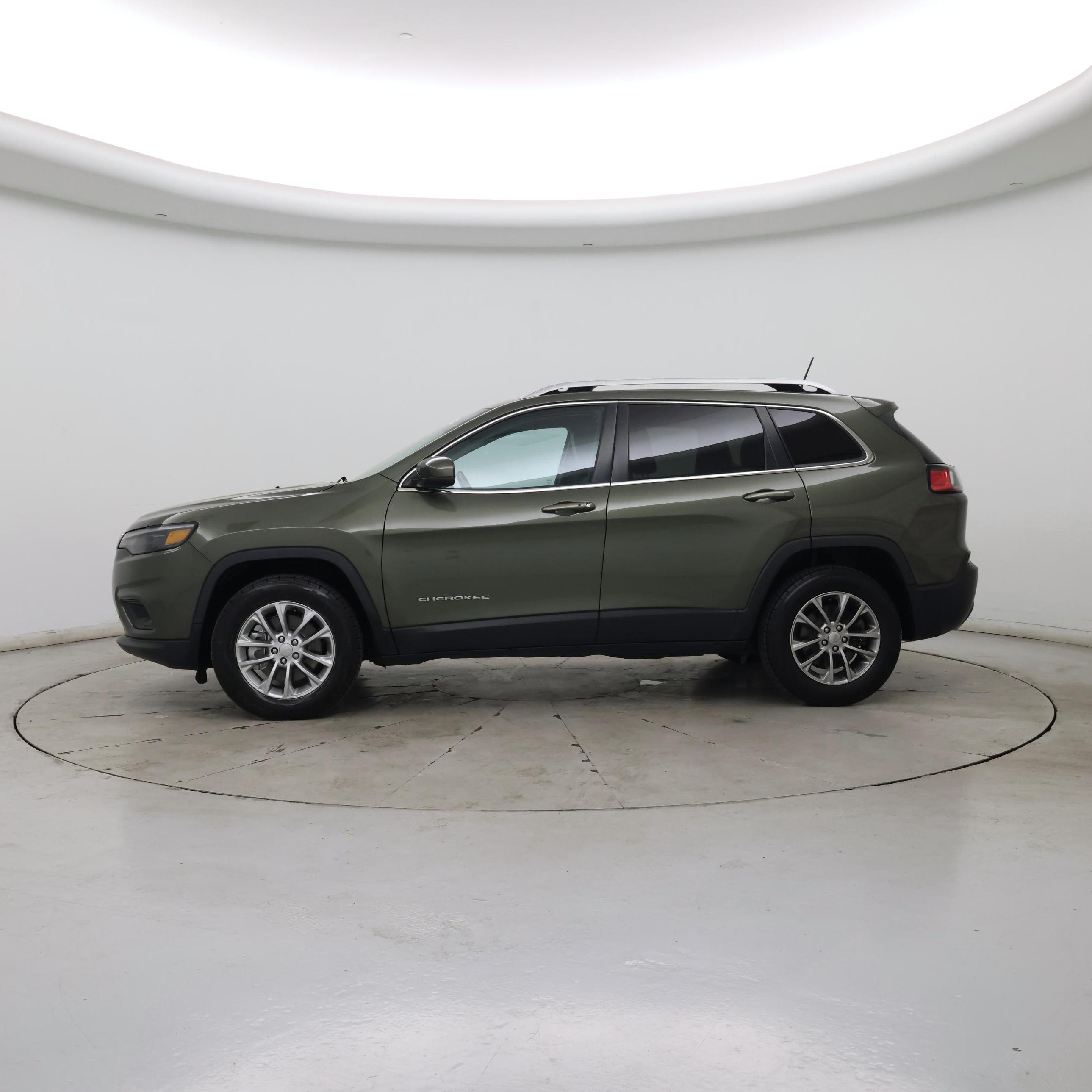 Thumbnail: 2021 Jeep Cherokee - 3