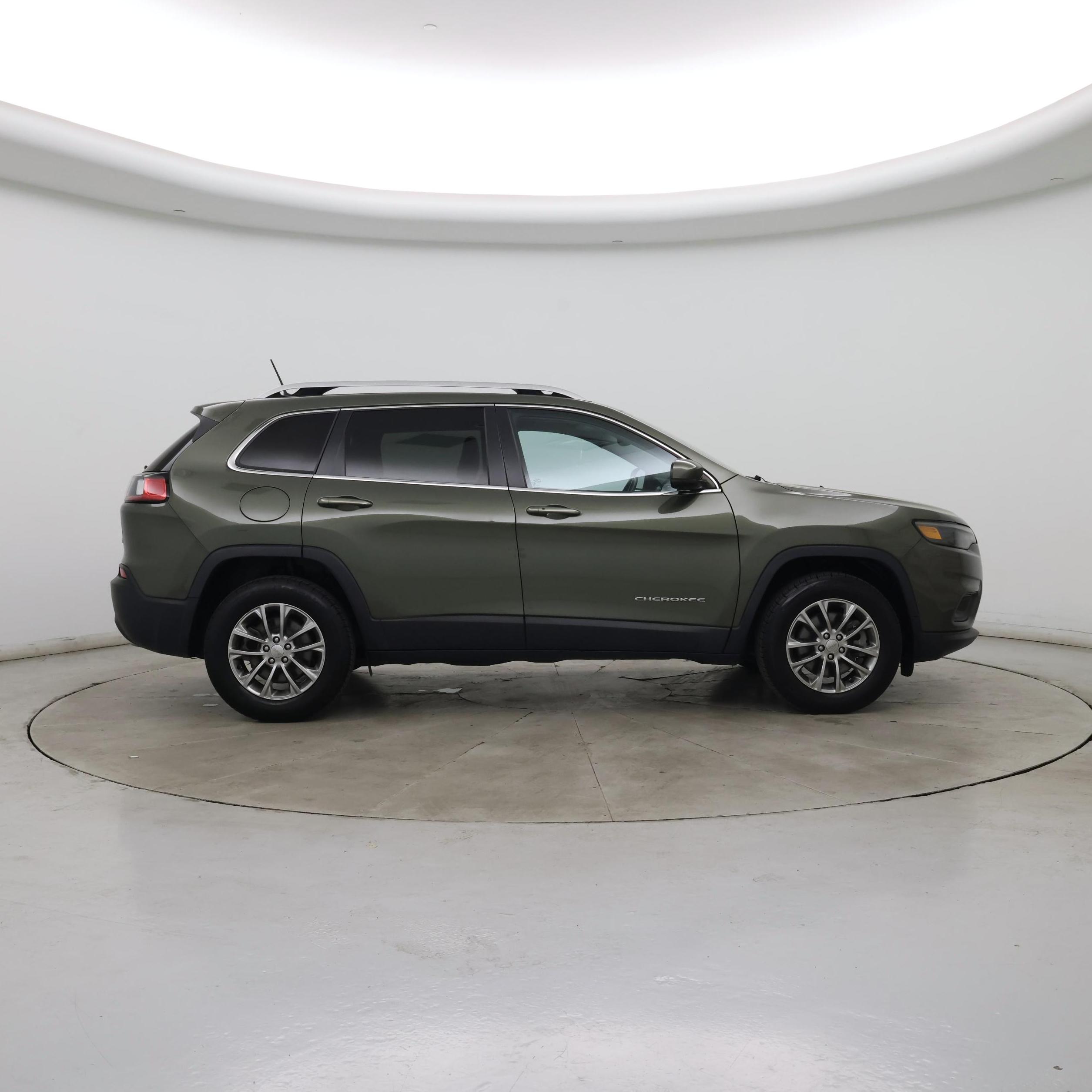 Thumbnail: 2021 Jeep Cherokee - 7