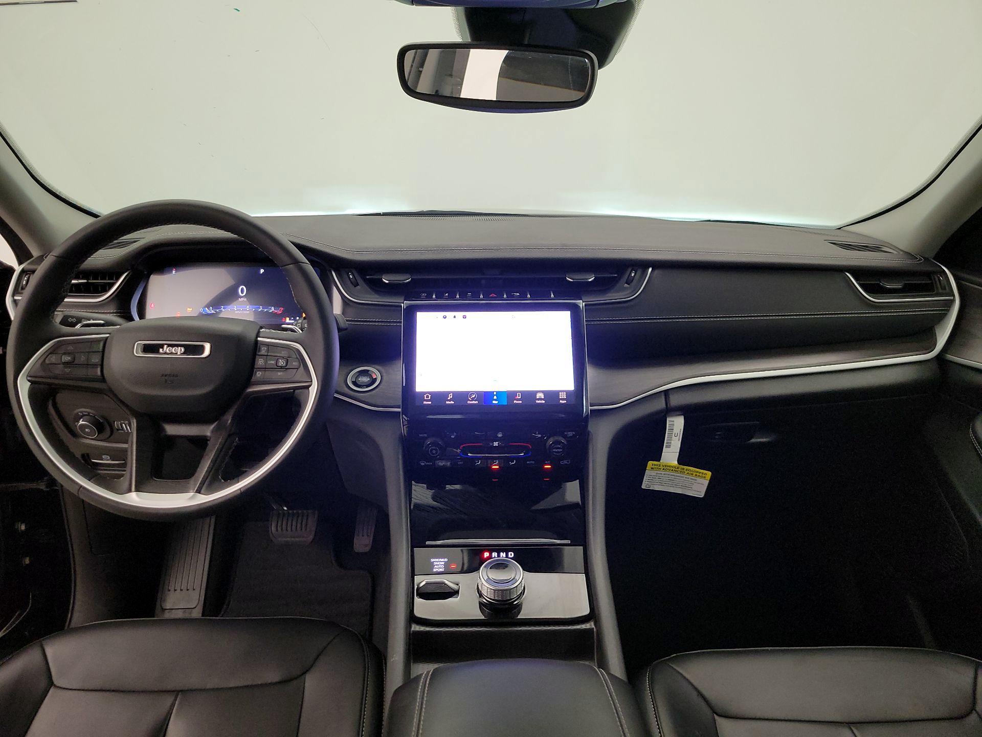 Thumbnail: 2023 Jeep Grand Cherokee - 9