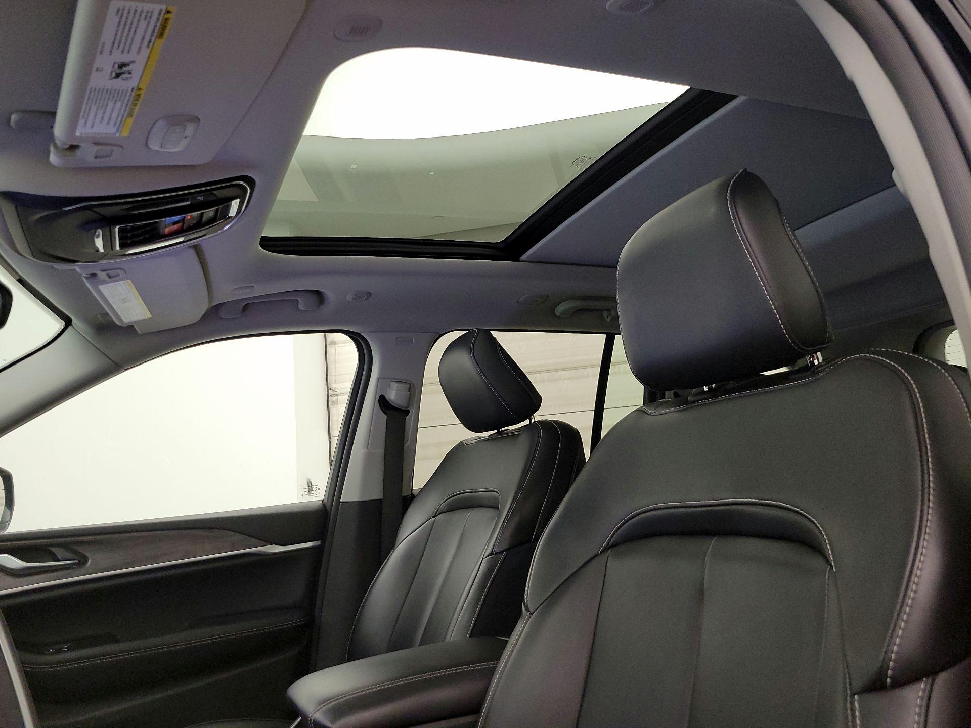 Thumbnail: 2023 Jeep Grand Cherokee - 20