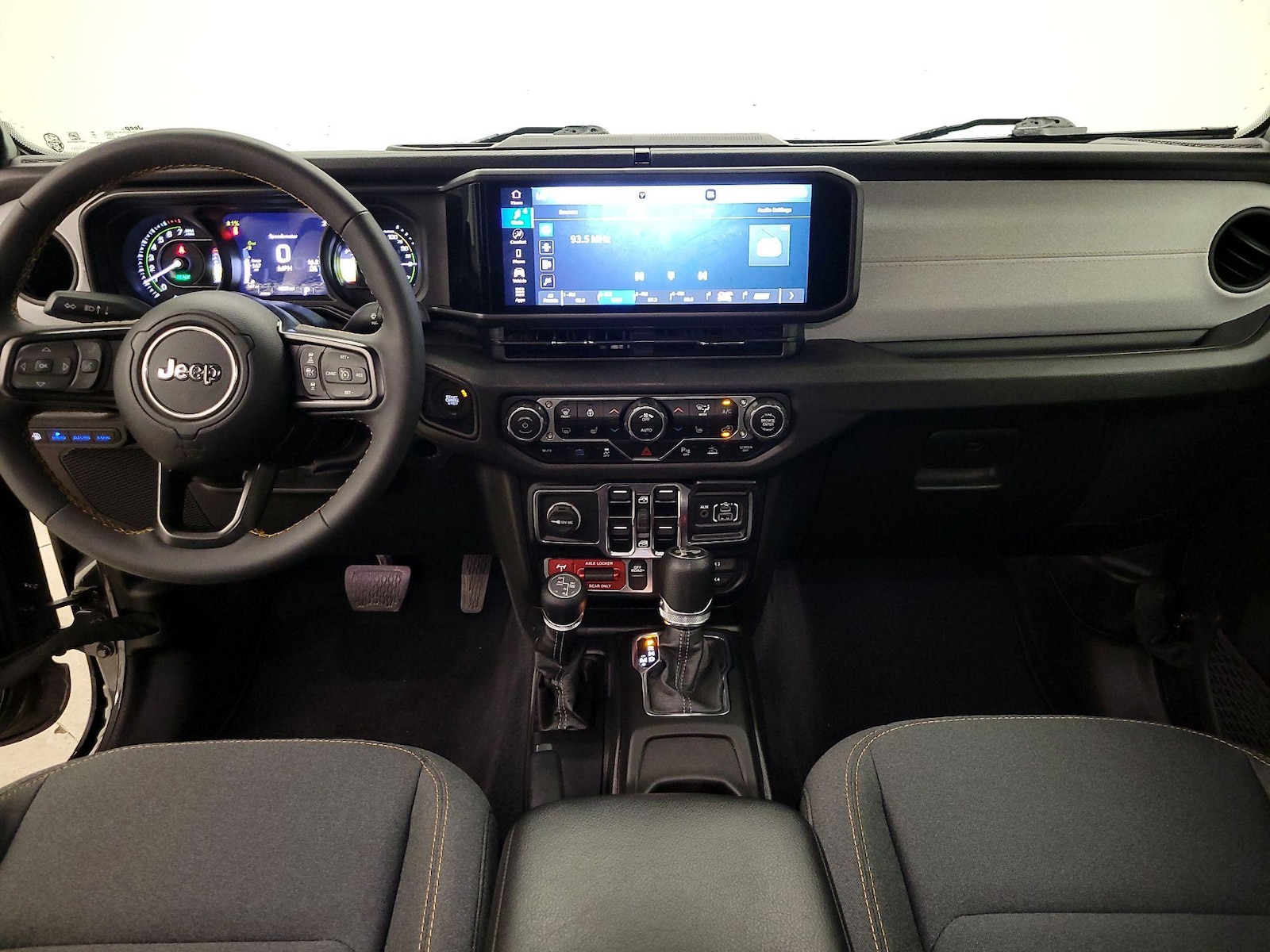 2024 Jeep Wrangler 4xe Willys 4XE - Photo 10