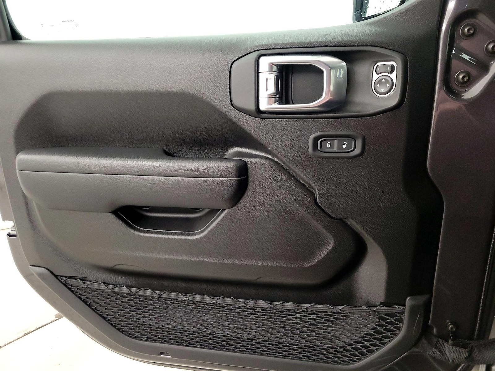 2024 Jeep Wrangler 4xe Willys 4XE - Photo 13