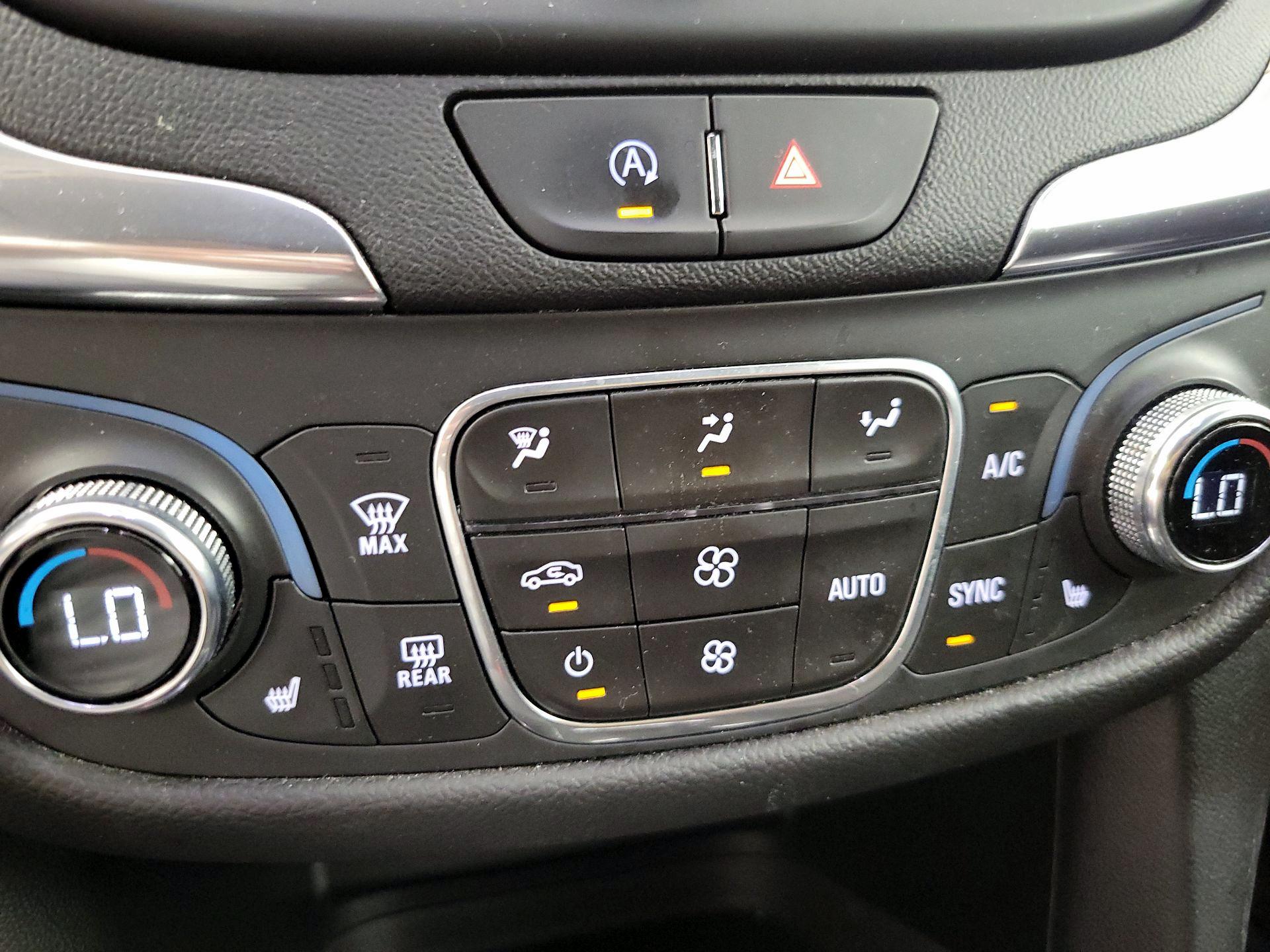 Thumbnail: 2022 Chevrolet Equinox - 16