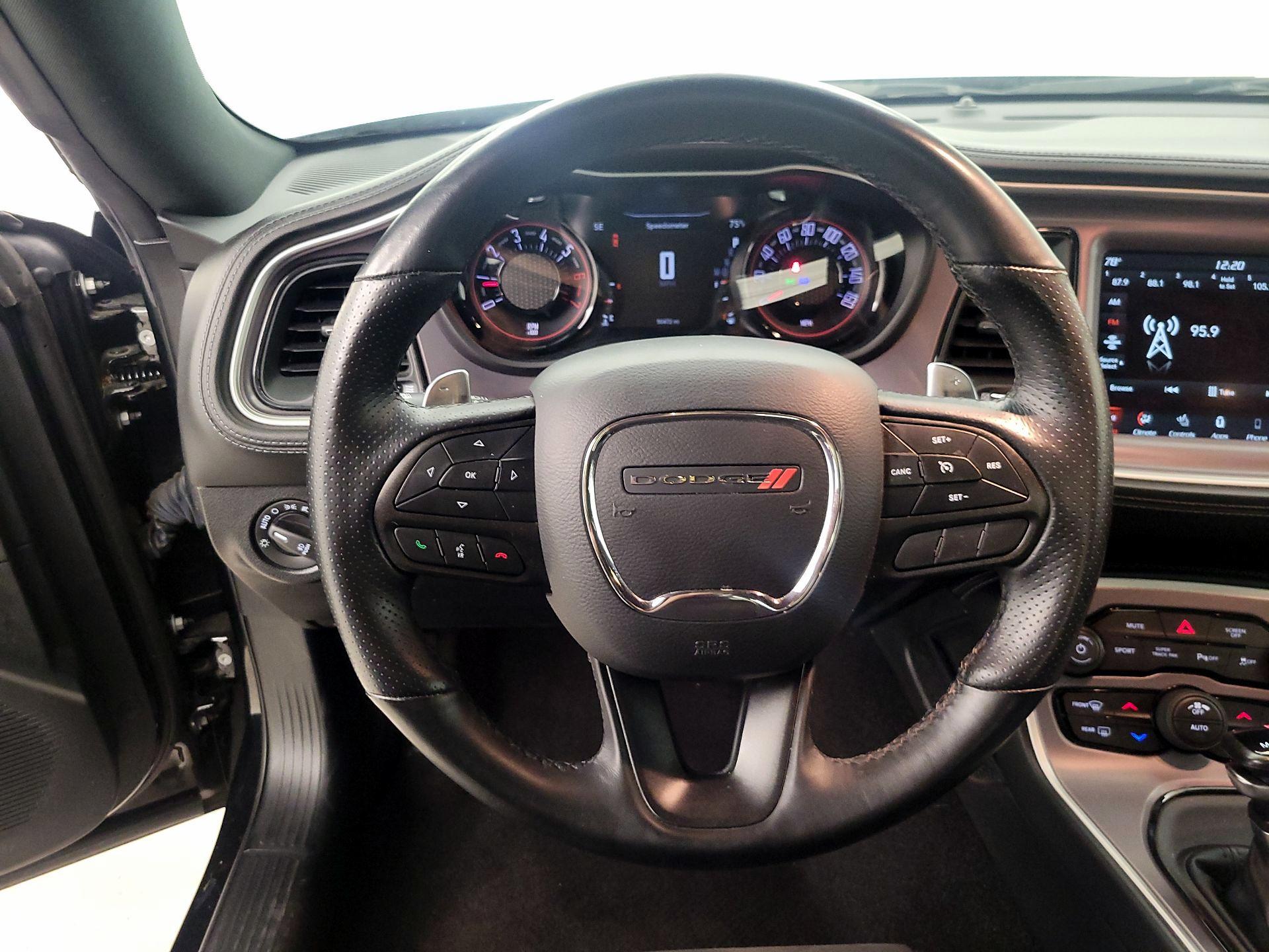 Thumbnail: 2022 Dodge Challenger - 10